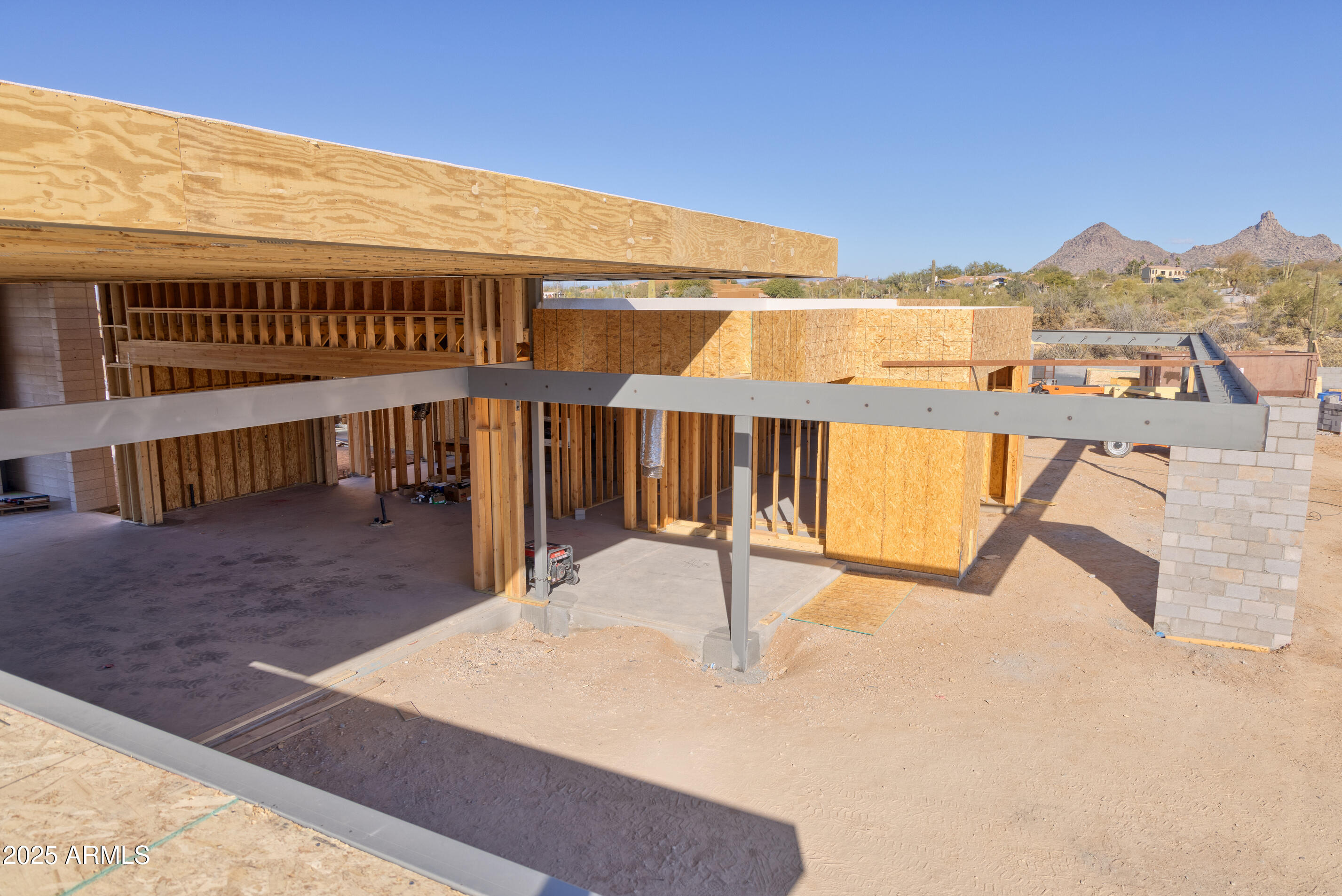 PINNACLE PEAK HEIGHTS 6 - Residential