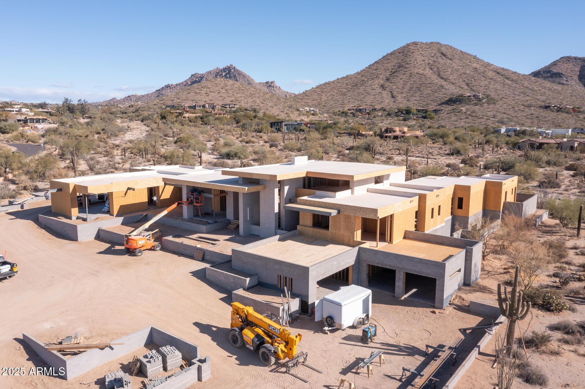 PINNACLE PEAK HEIGHTS 6 - Residential