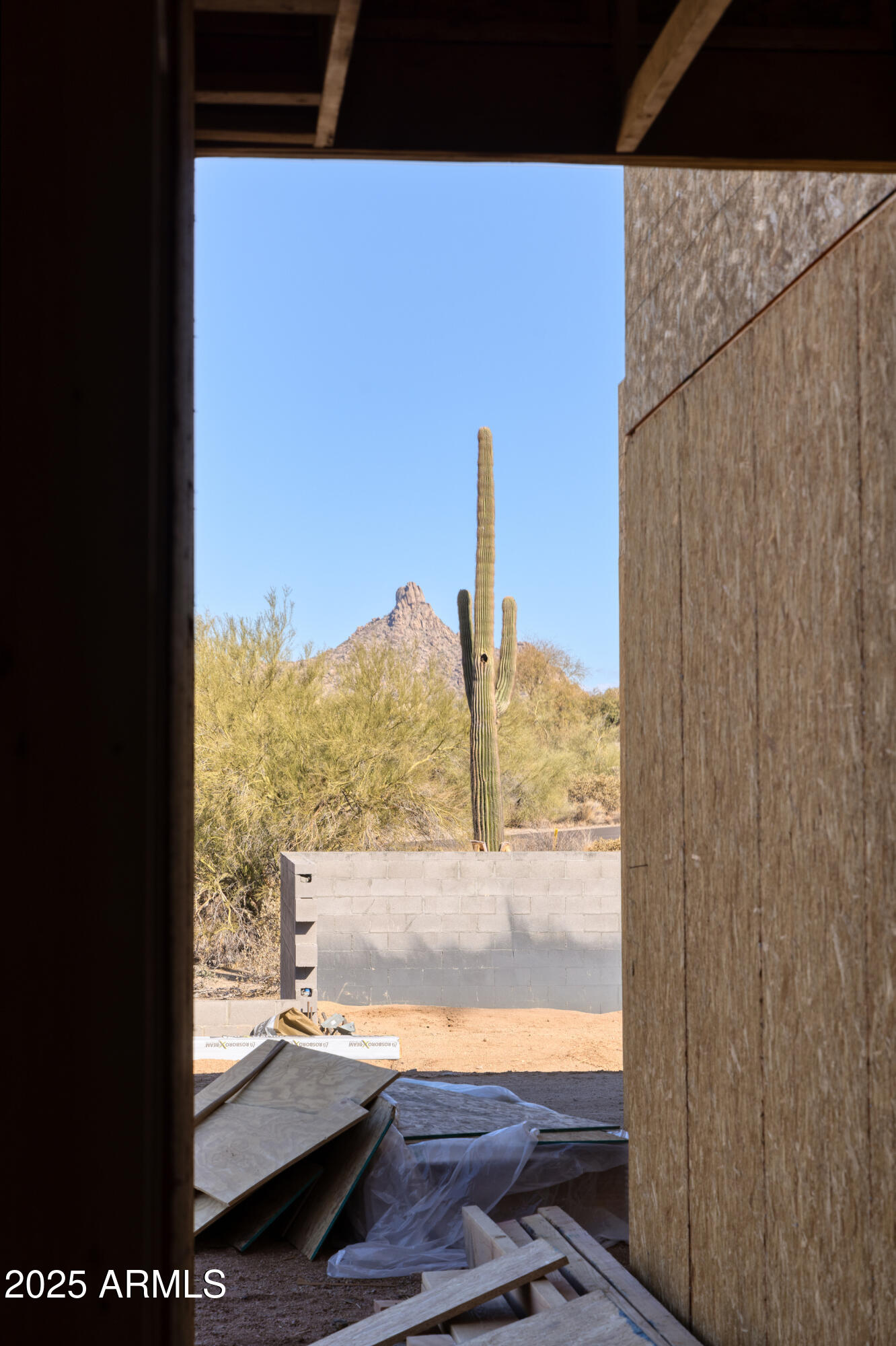 PINNACLE PEAK HEIGHTS 6 - Residential
