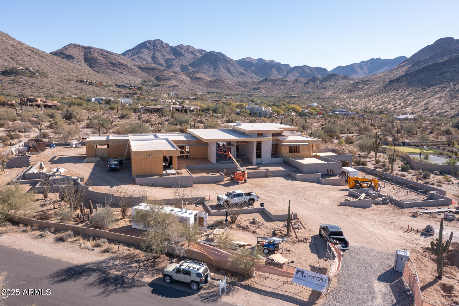 PINNACLE PEAK HEIGHTS 6 - Residential