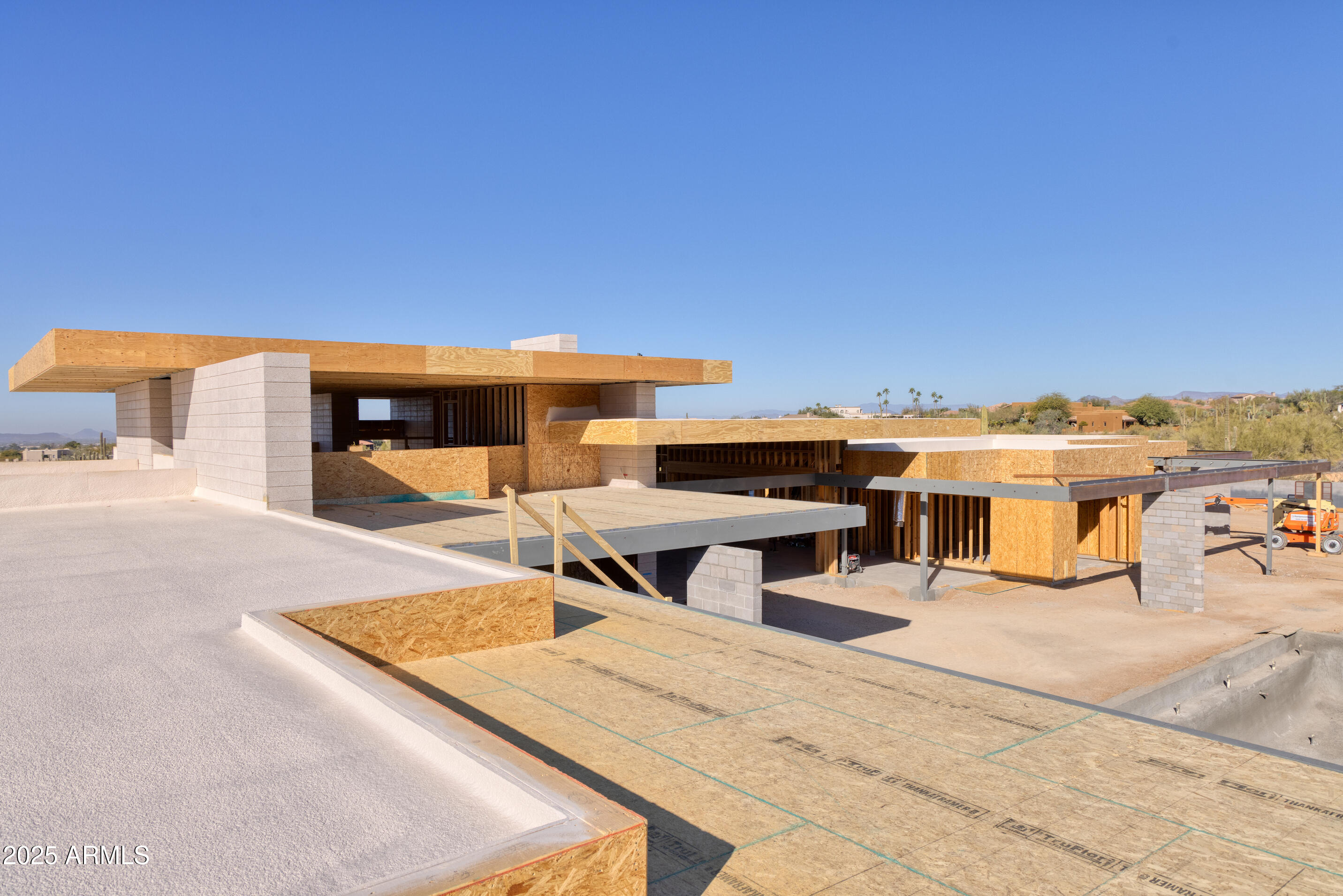 PINNACLE PEAK HEIGHTS 6 - Residential
