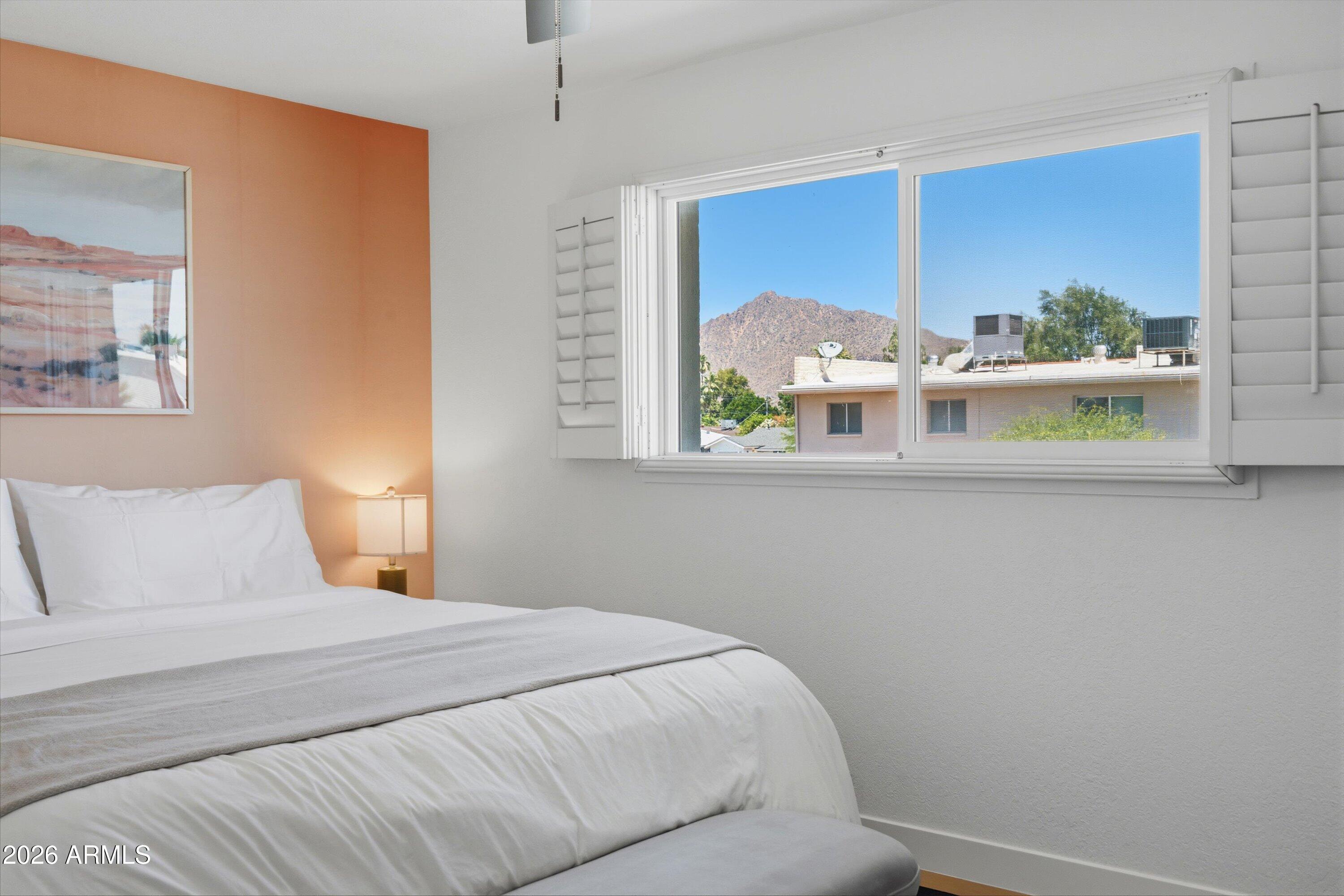 CASA GRANADA TOWNHOUSES - Residential