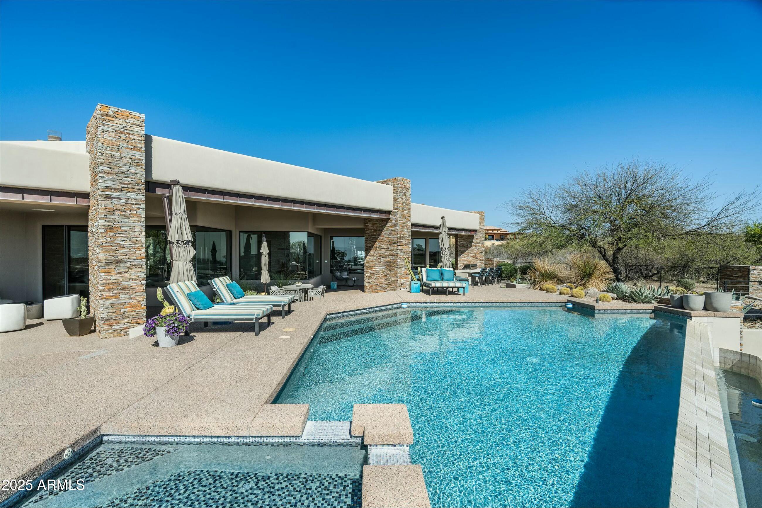 DESERT MOUNTAIN - Residential