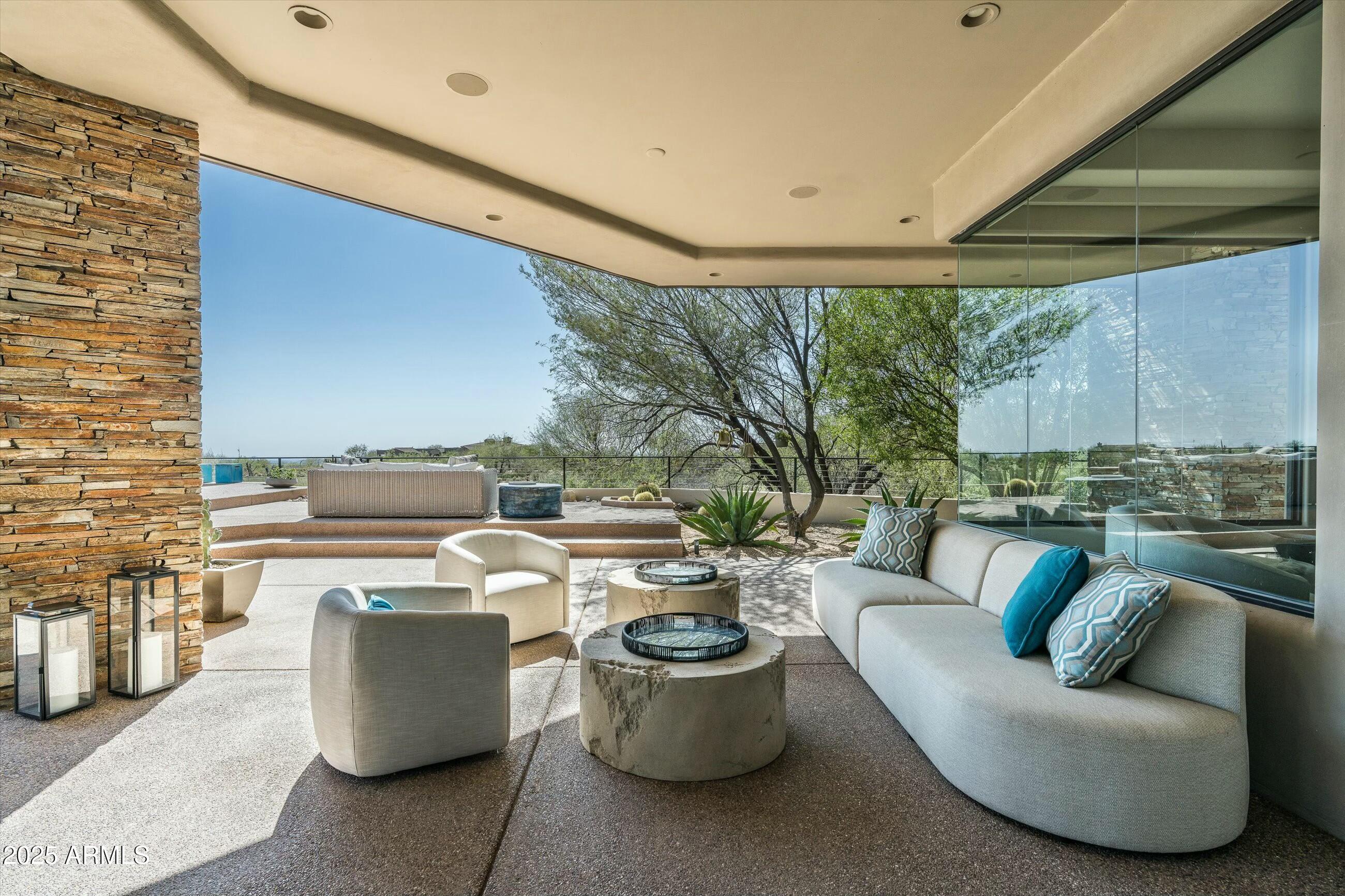 DESERT MOUNTAIN - Residential