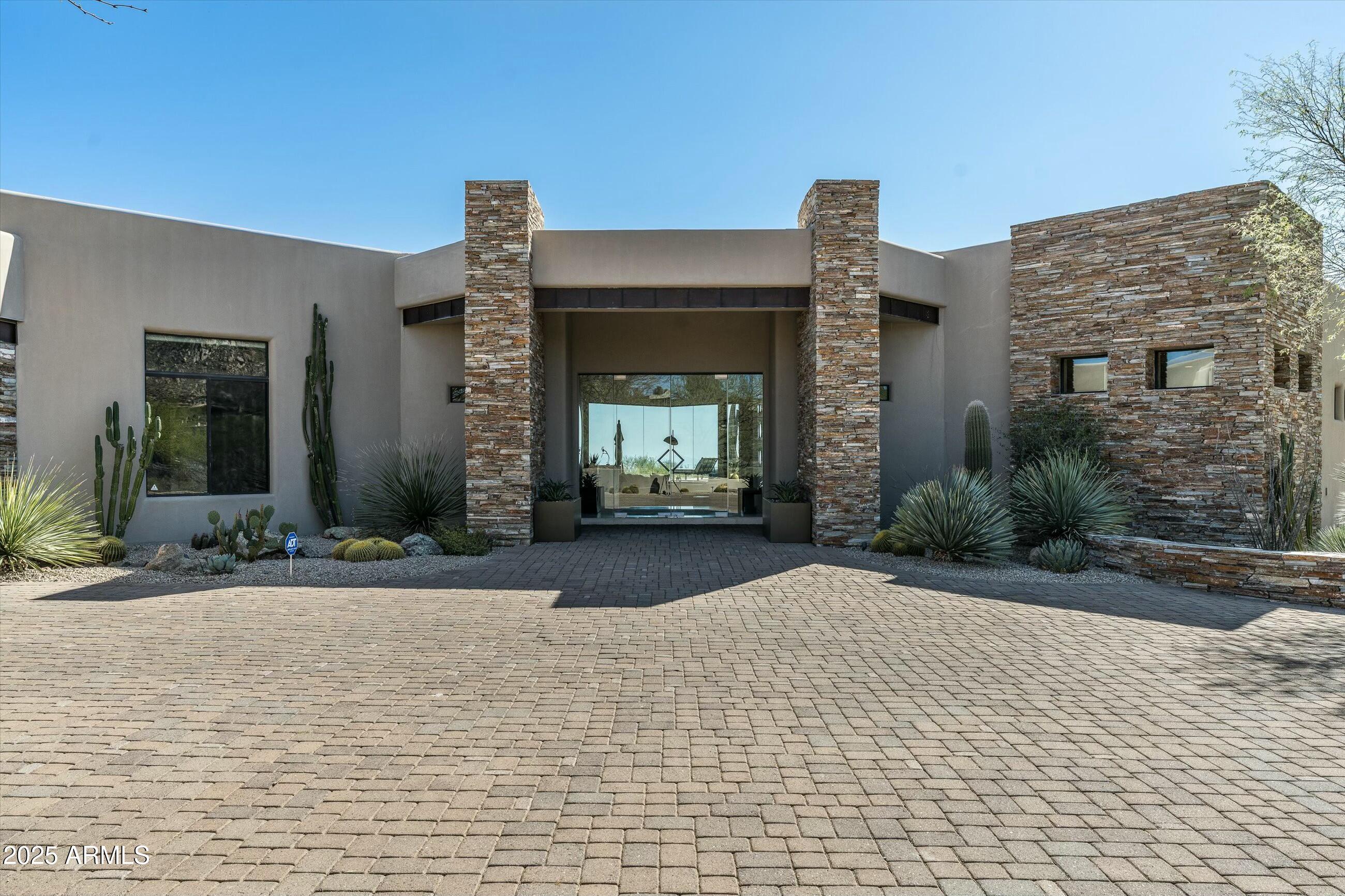 DESERT MOUNTAIN - Residential