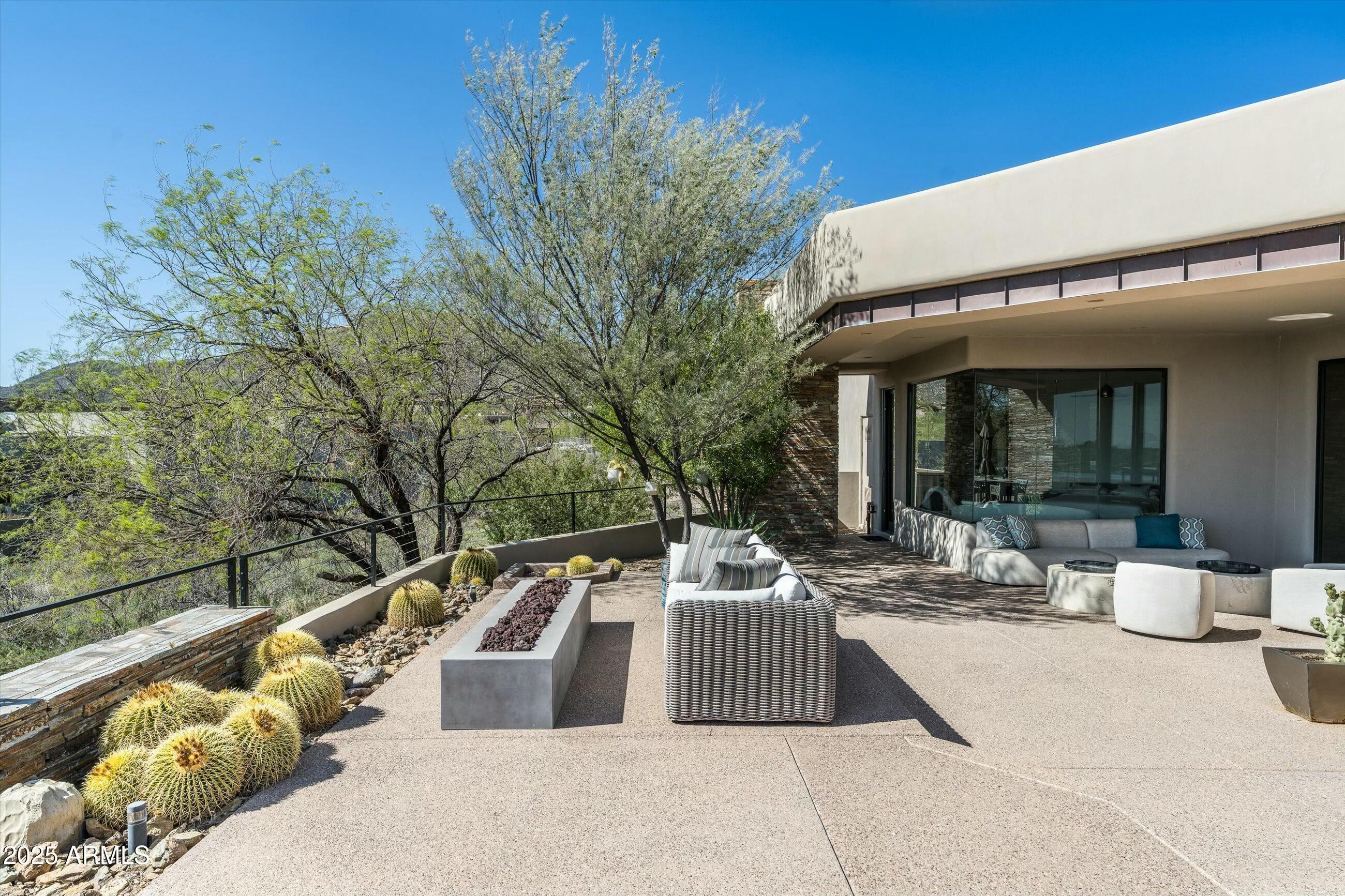 DESERT MOUNTAIN - Residential