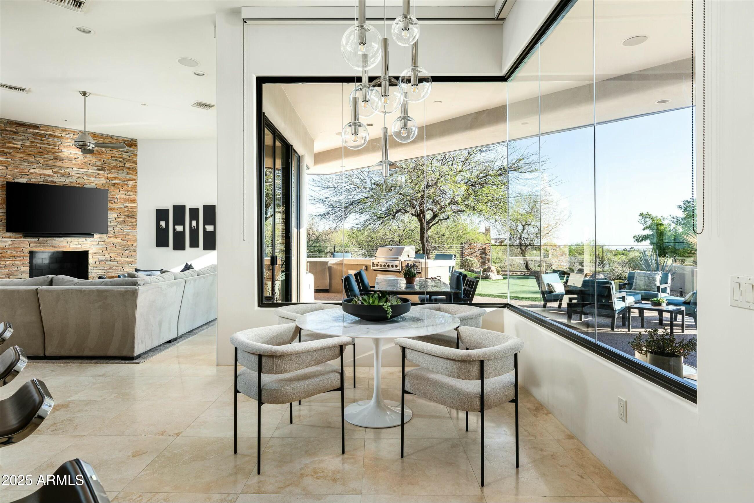 DESERT MOUNTAIN - Residential