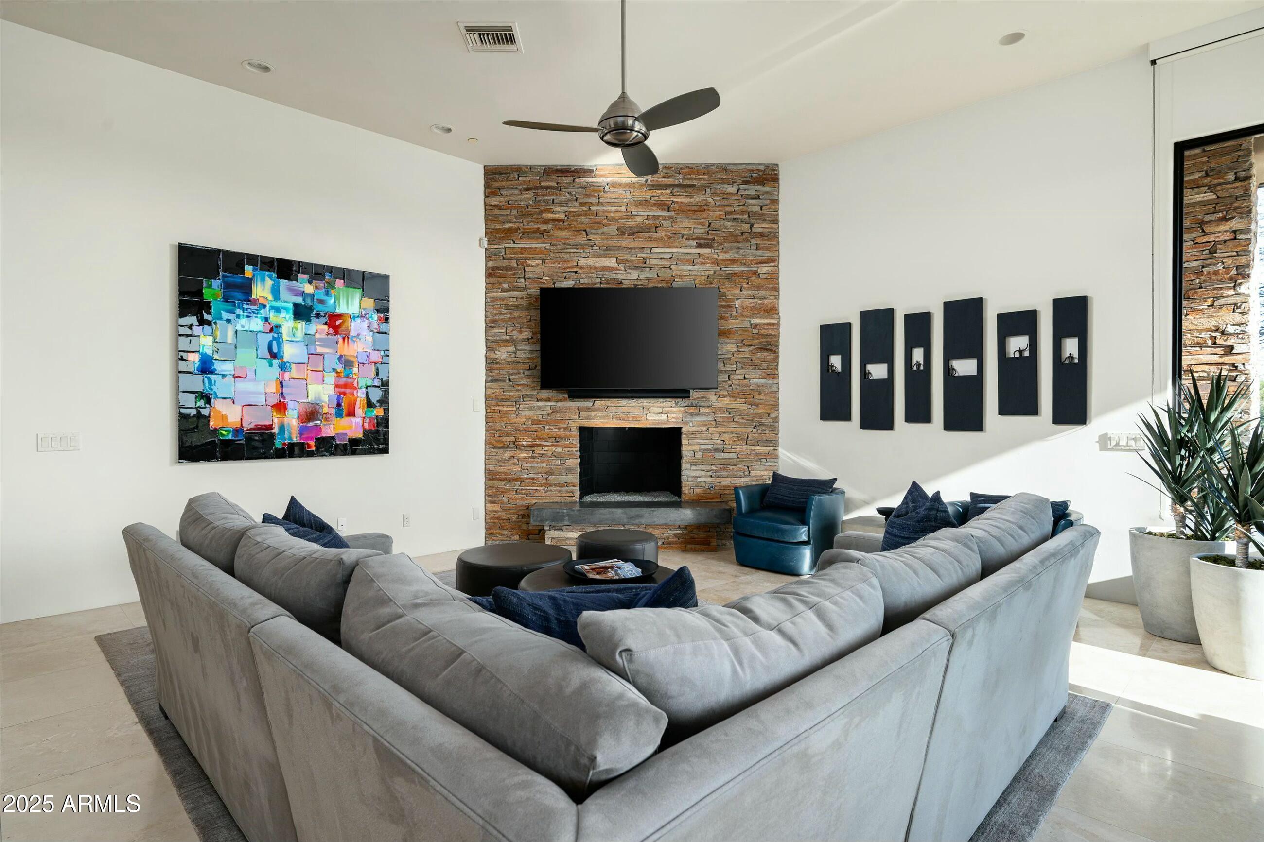 DESERT MOUNTAIN - Residential