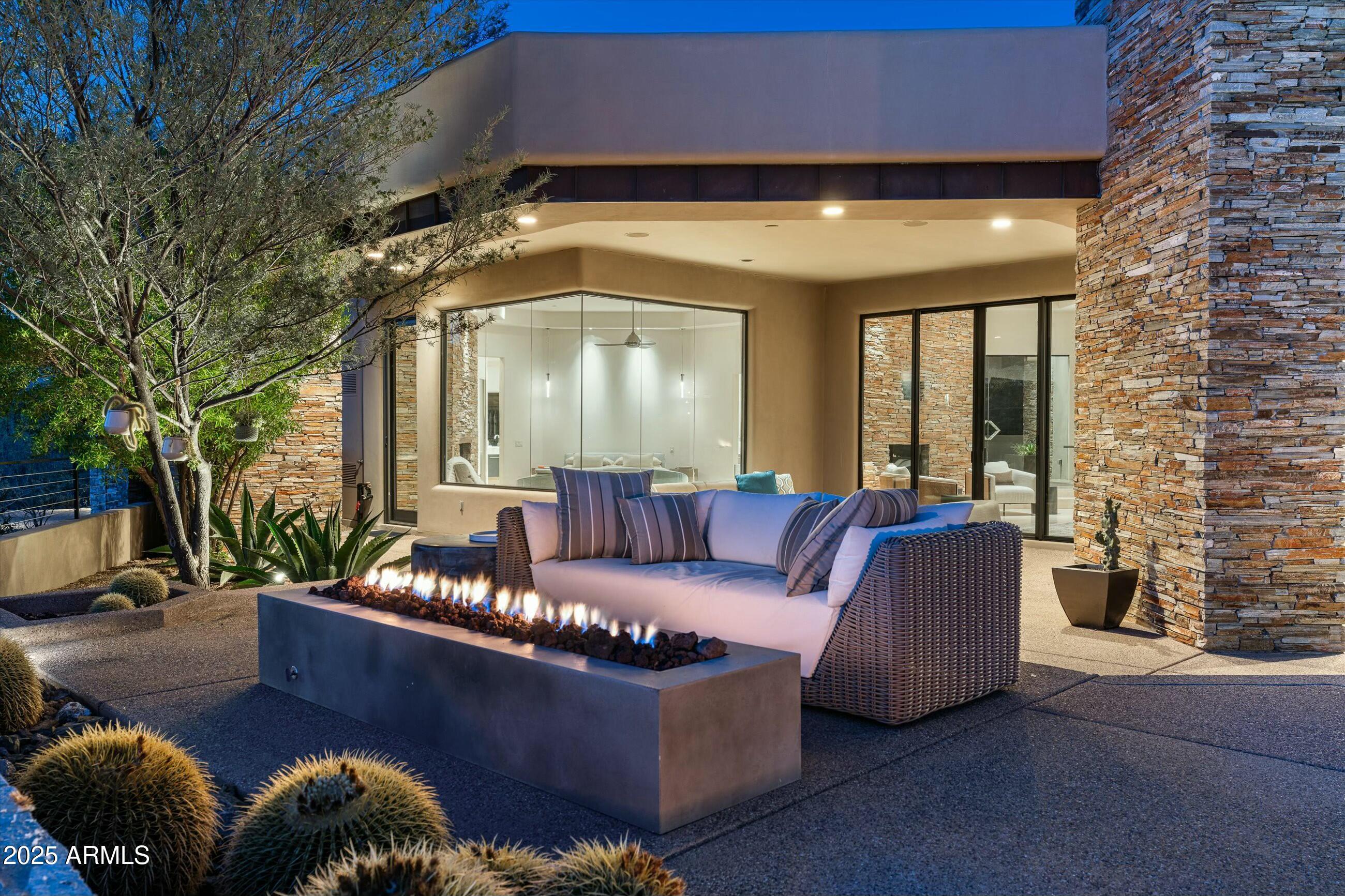DESERT MOUNTAIN - Residential