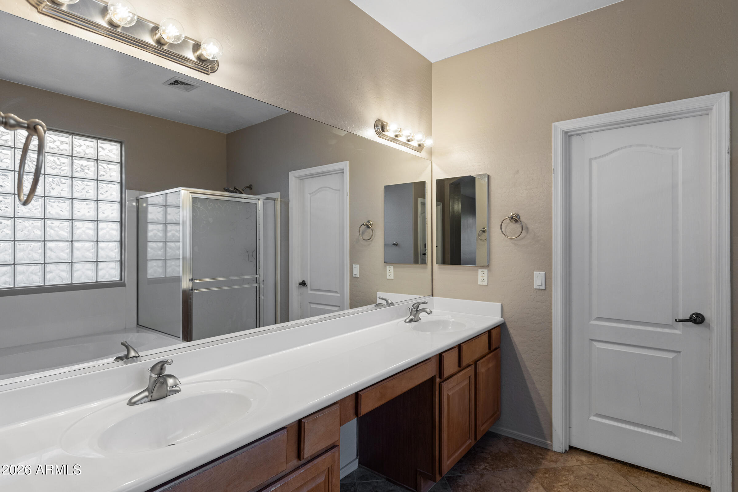 GRAYFOX AT LAS SENDAS - Residential