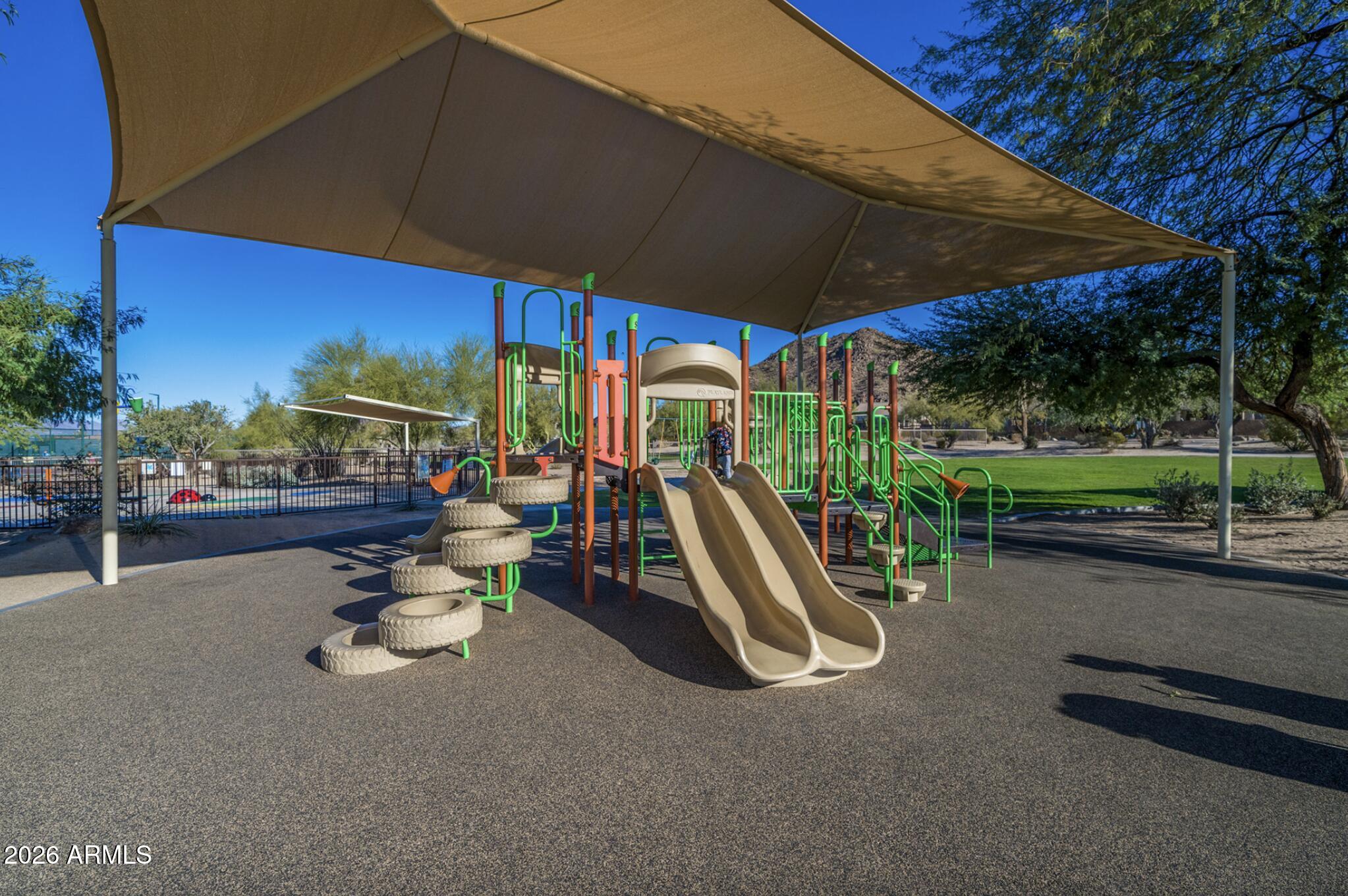 GRAYFOX AT LAS SENDAS - Residential