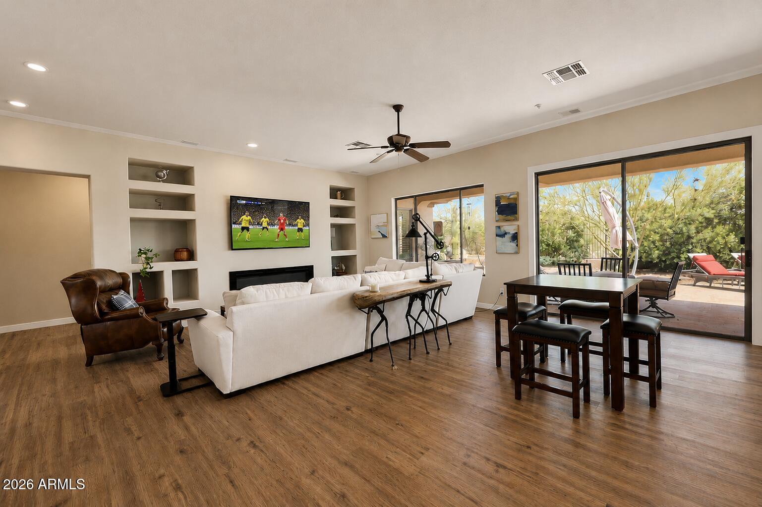 ANTHEM COUNTRY CLUB - Residential Lease