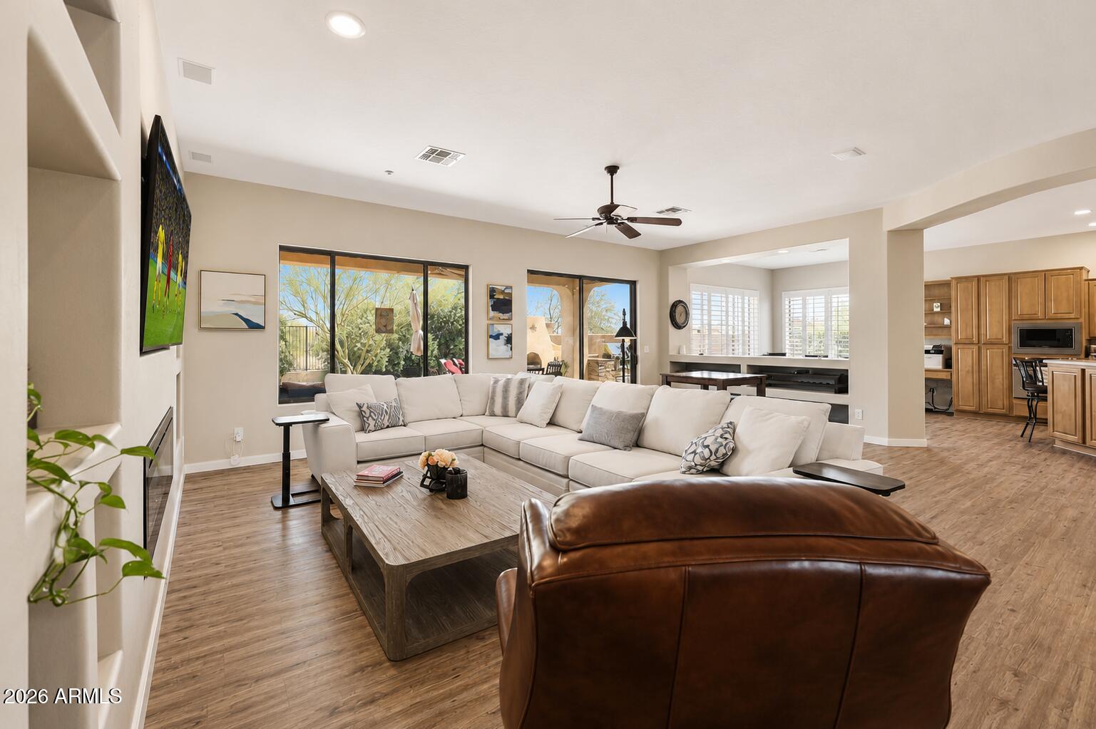 ANTHEM COUNTRY CLUB - Residential Lease