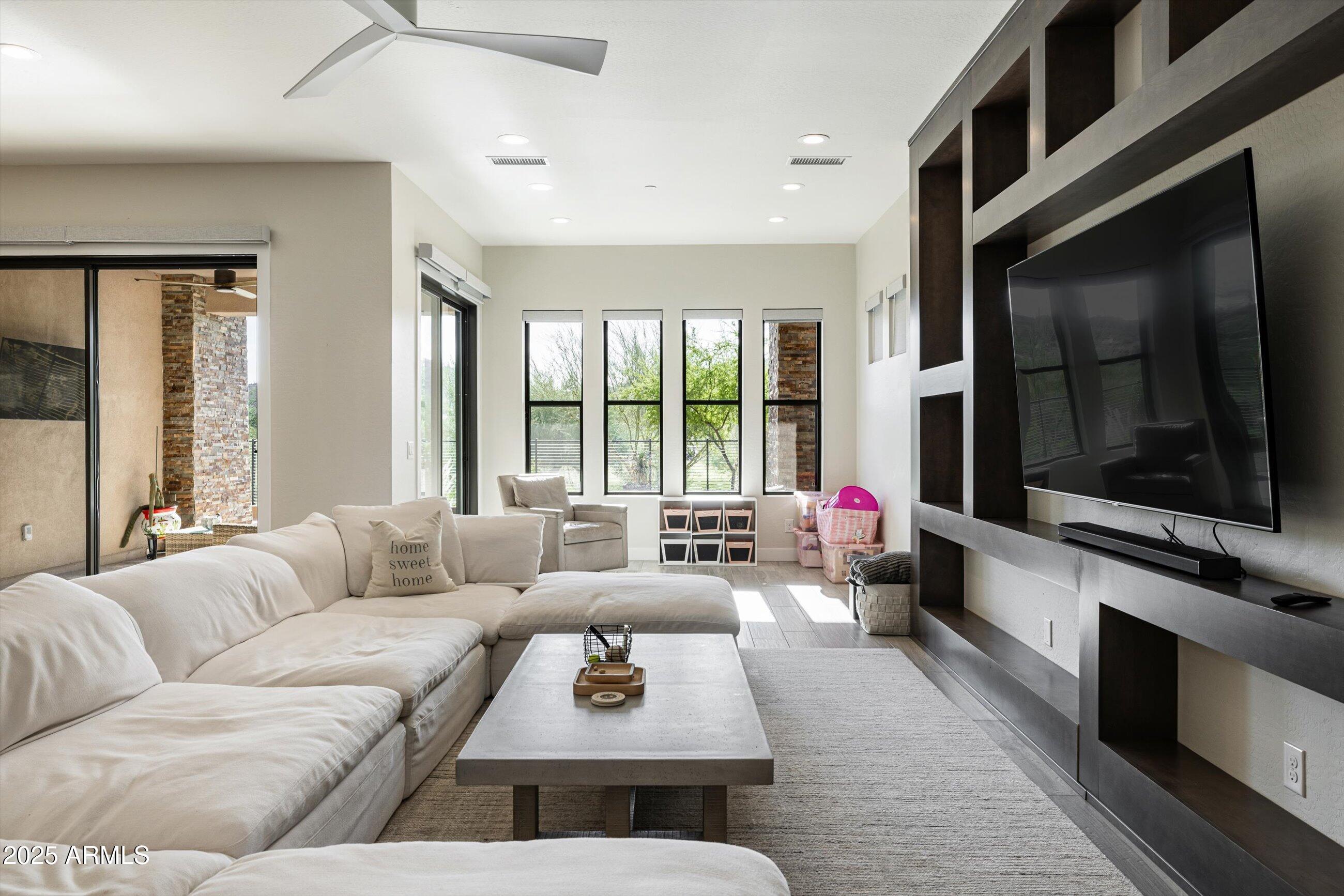 FIREROCK CONDOMINIUM PARCEL B - Residential