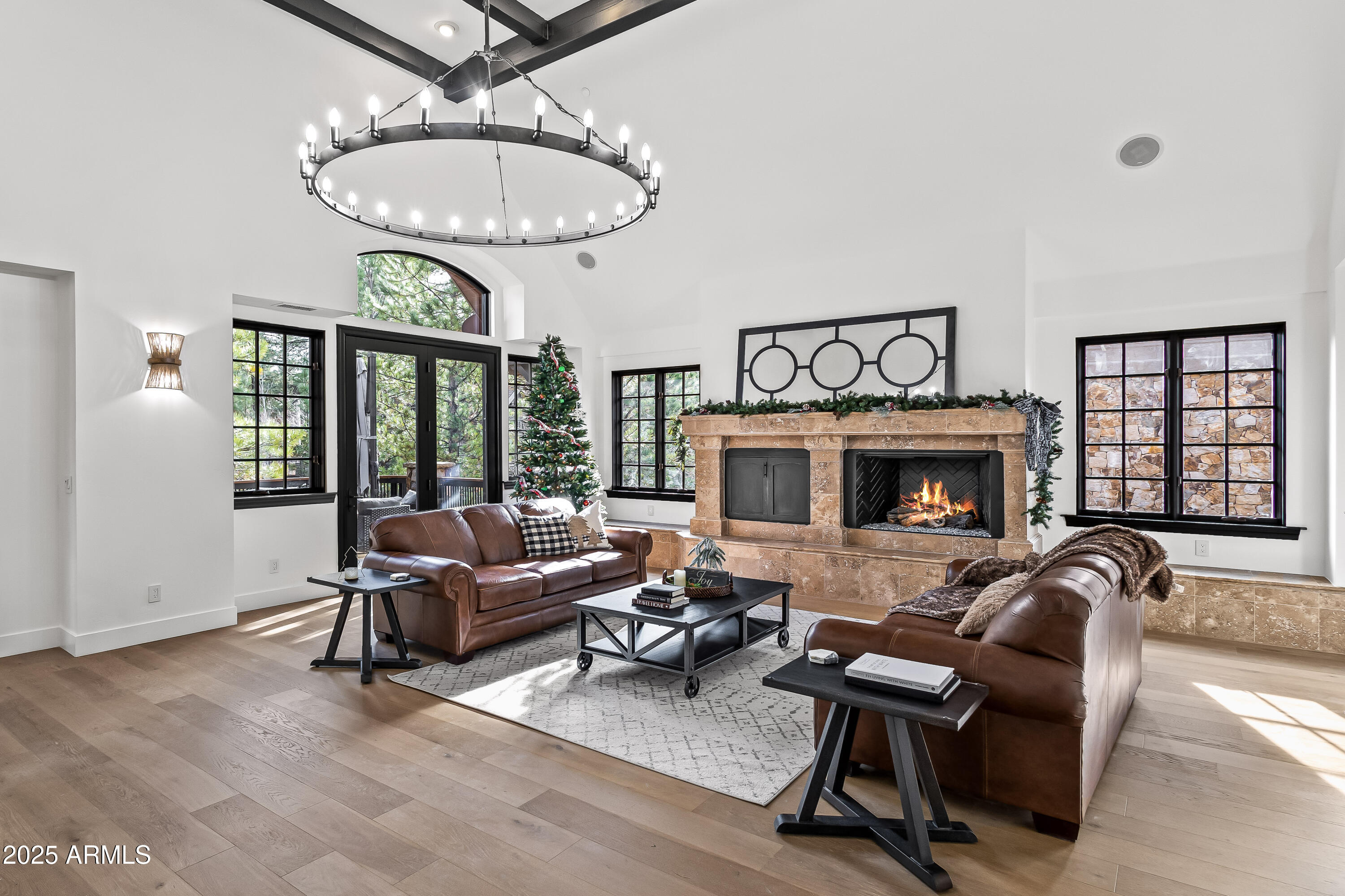 MOUNTAIN ESTATES AT PINE CANYON 1 - Residential