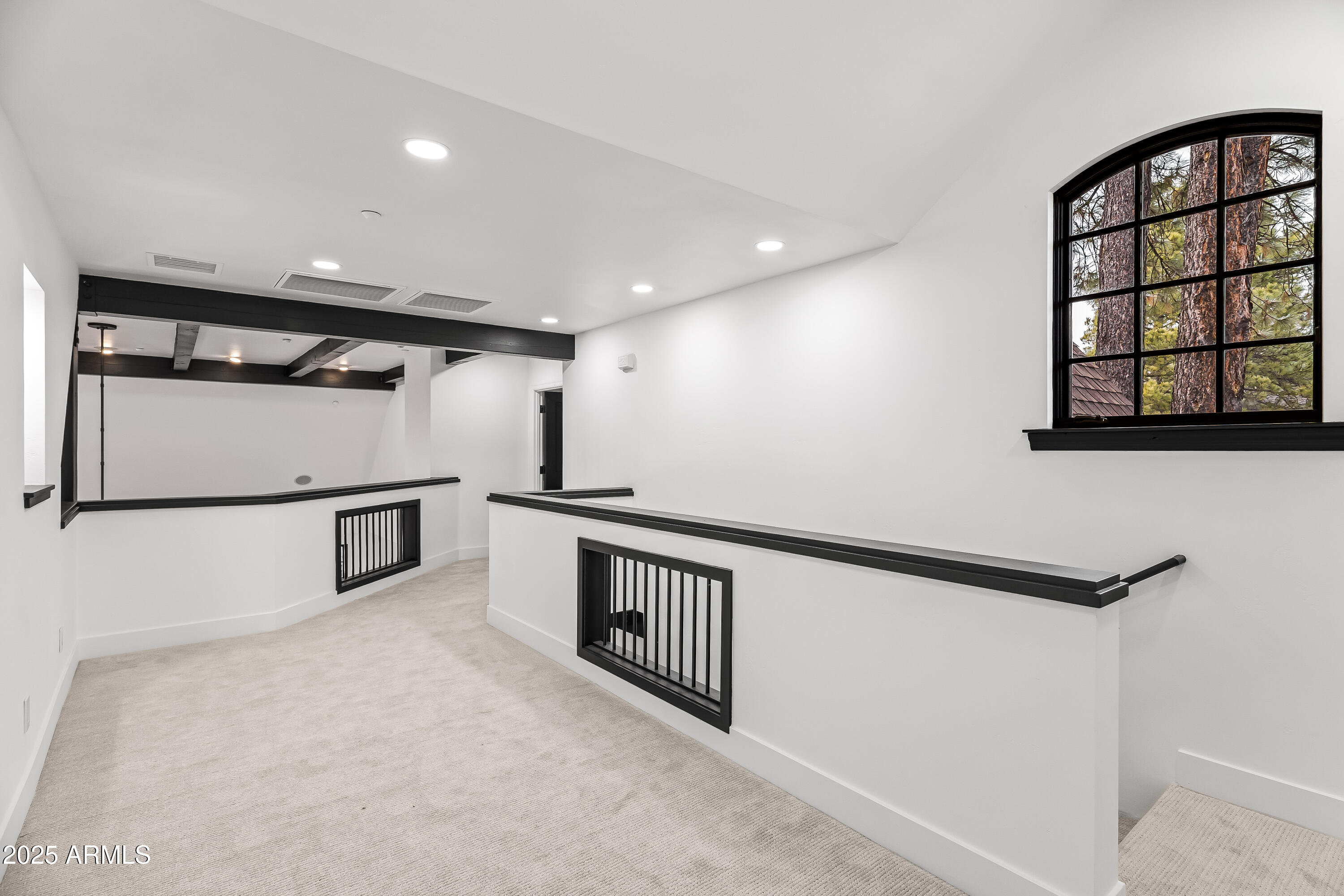 MOUNTAIN ESTATES AT PINE CANYON 1 - Residential
