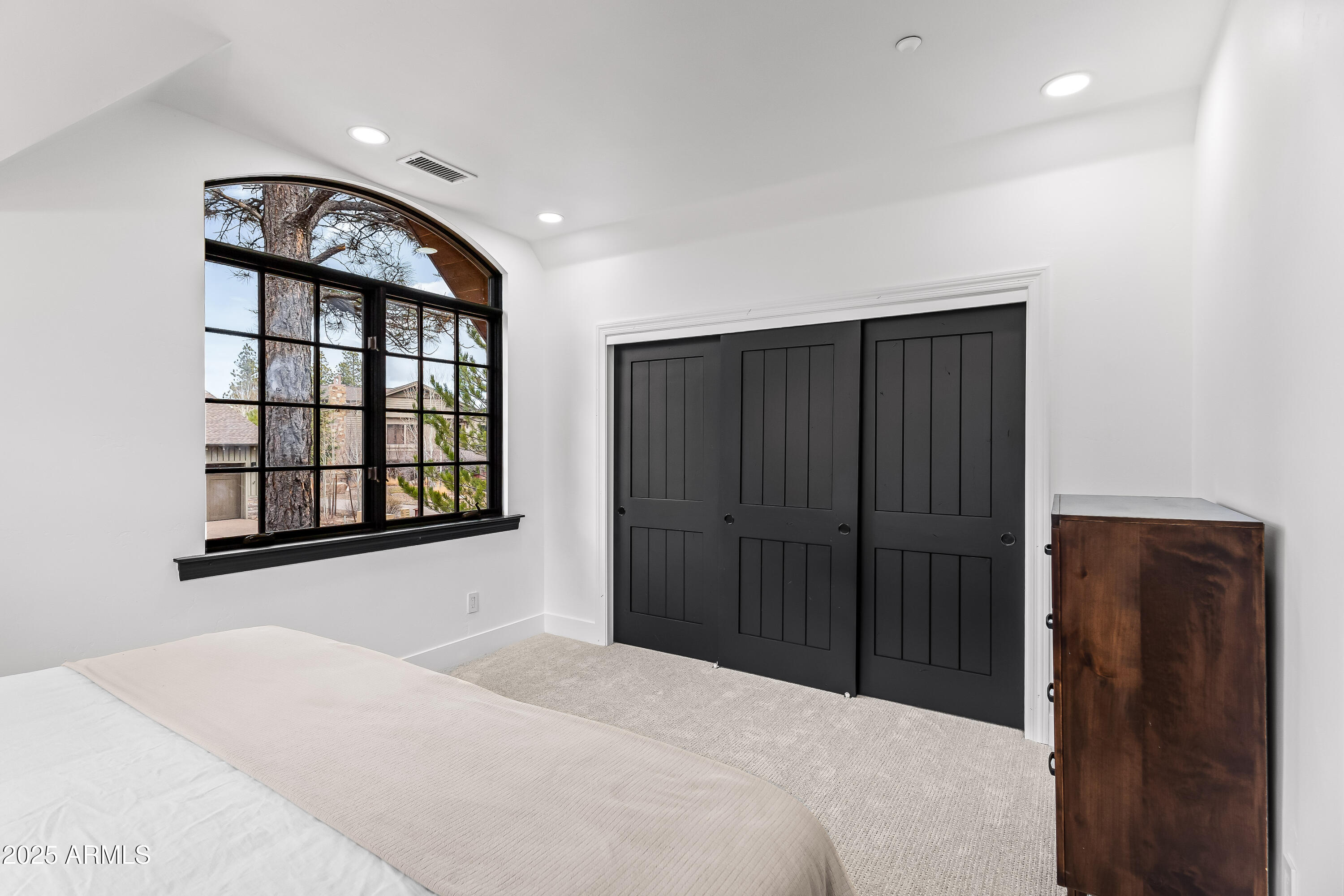 MOUNTAIN ESTATES AT PINE CANYON 1 - Residential