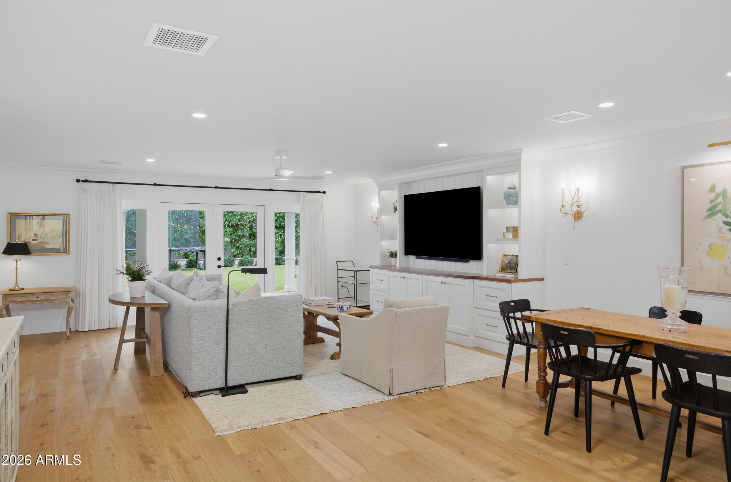 KENWOOD ESTATES - Residential