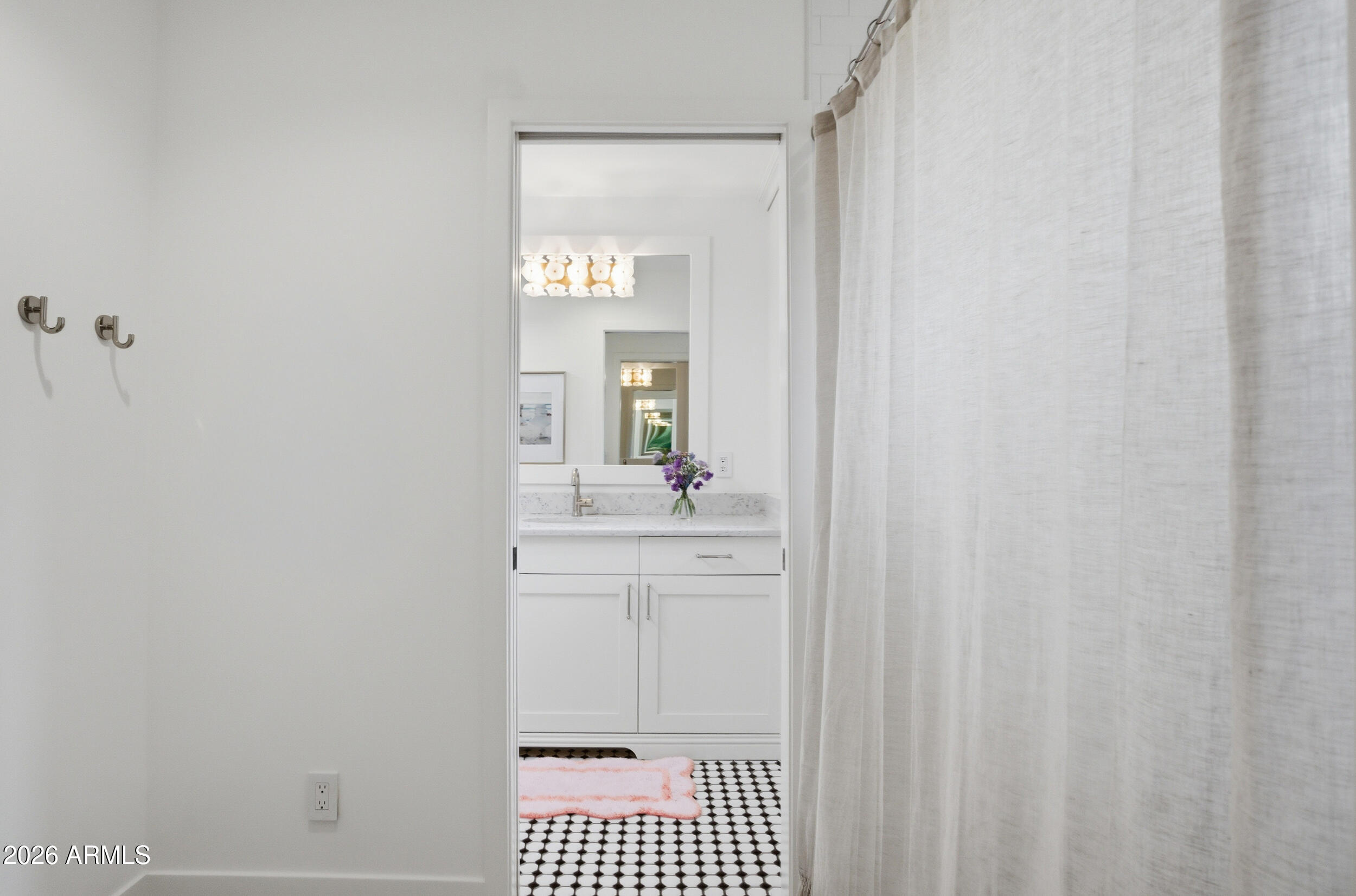 KENWOOD ESTATES - Residential