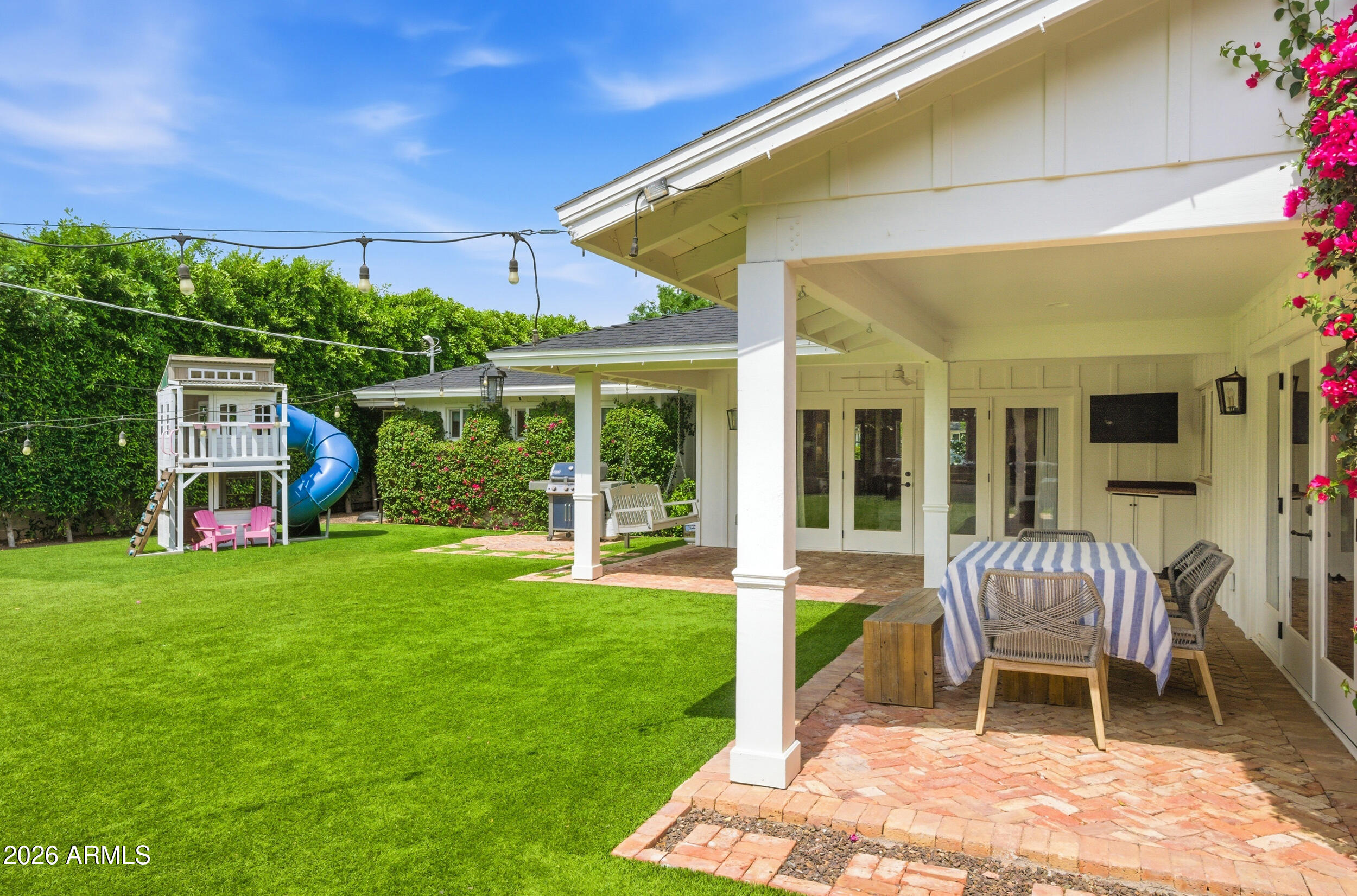 KENWOOD ESTATES - Residential