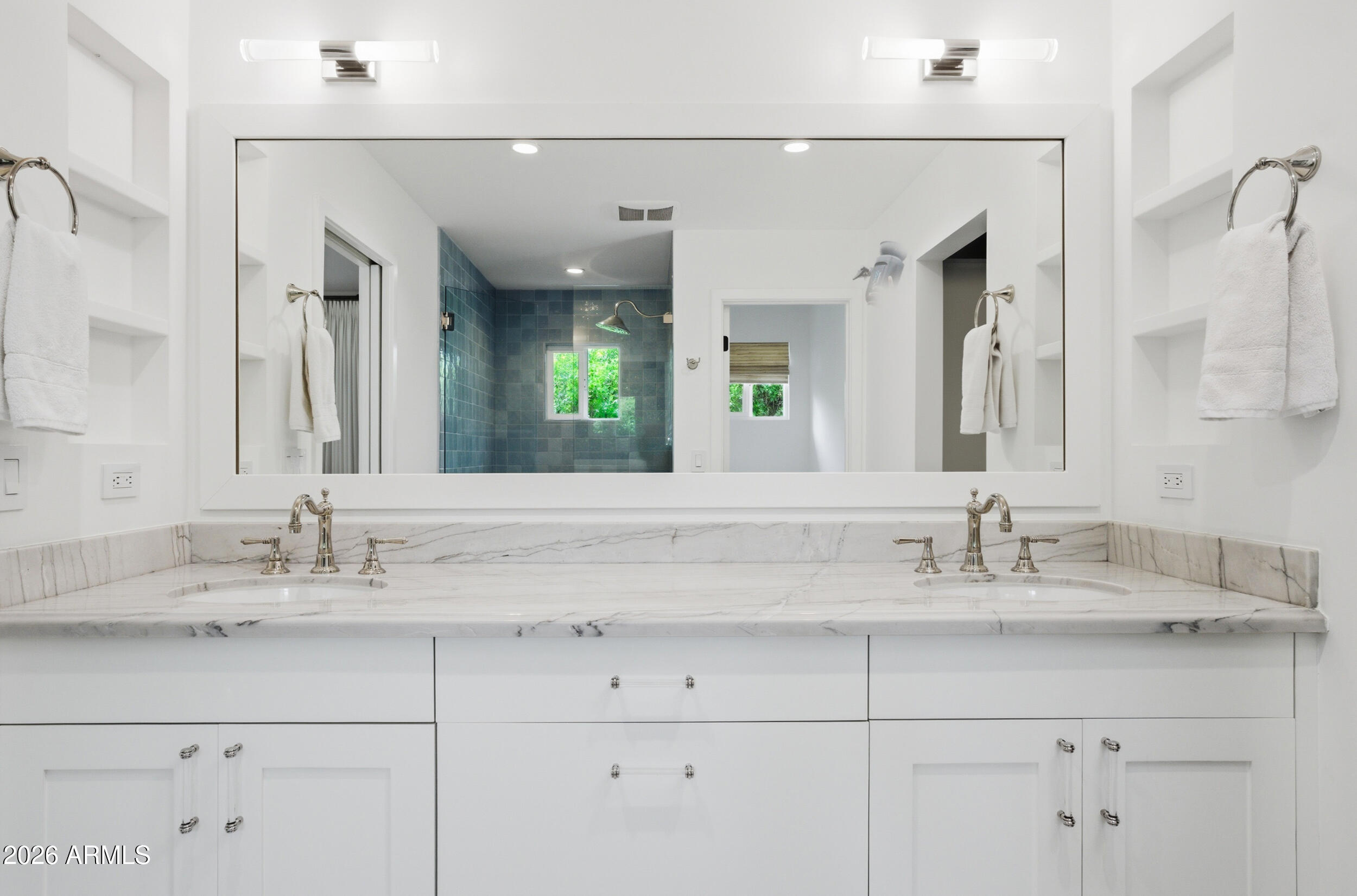 KENWOOD ESTATES - Residential