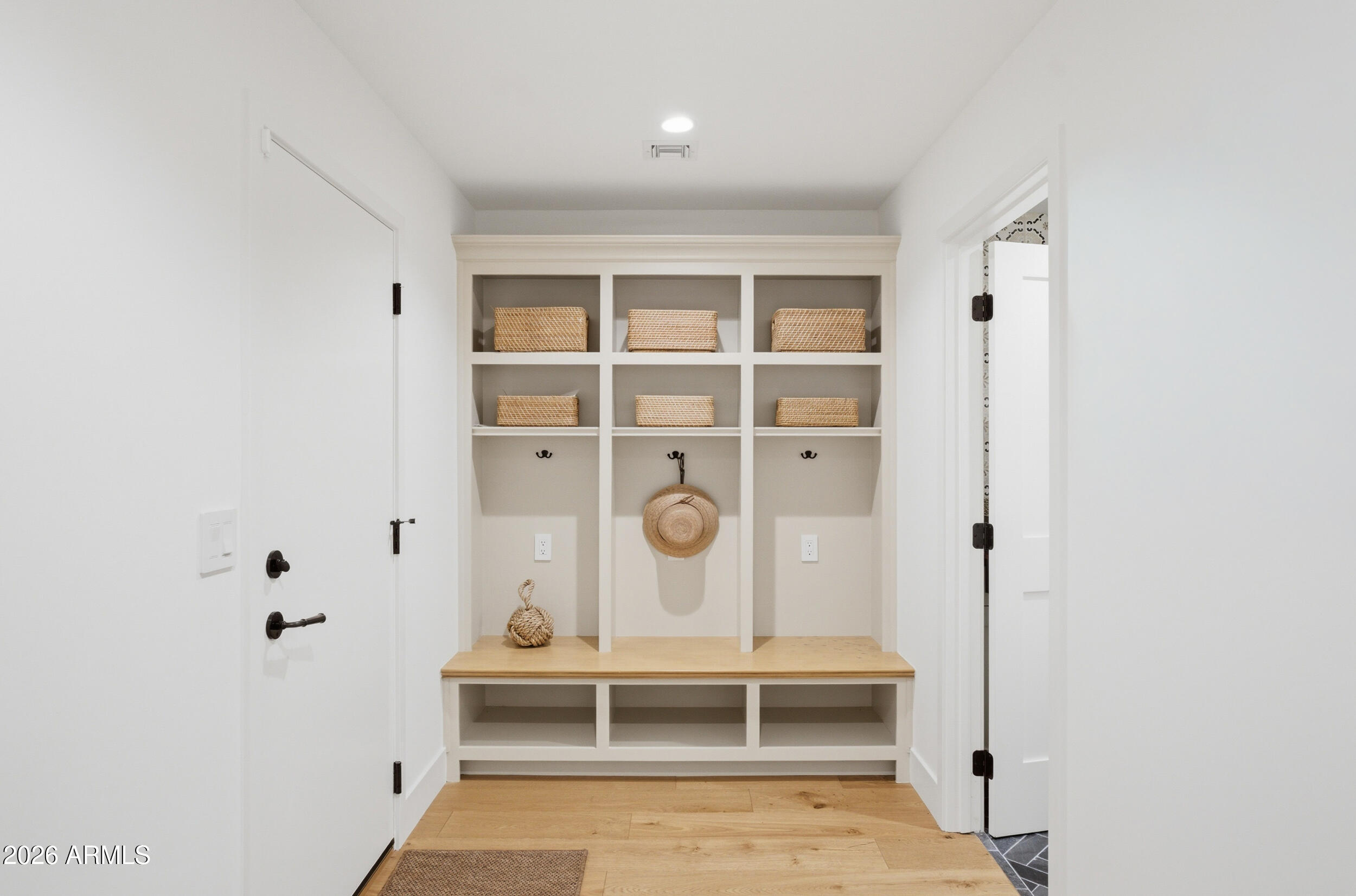 KENWOOD ESTATES - Residential