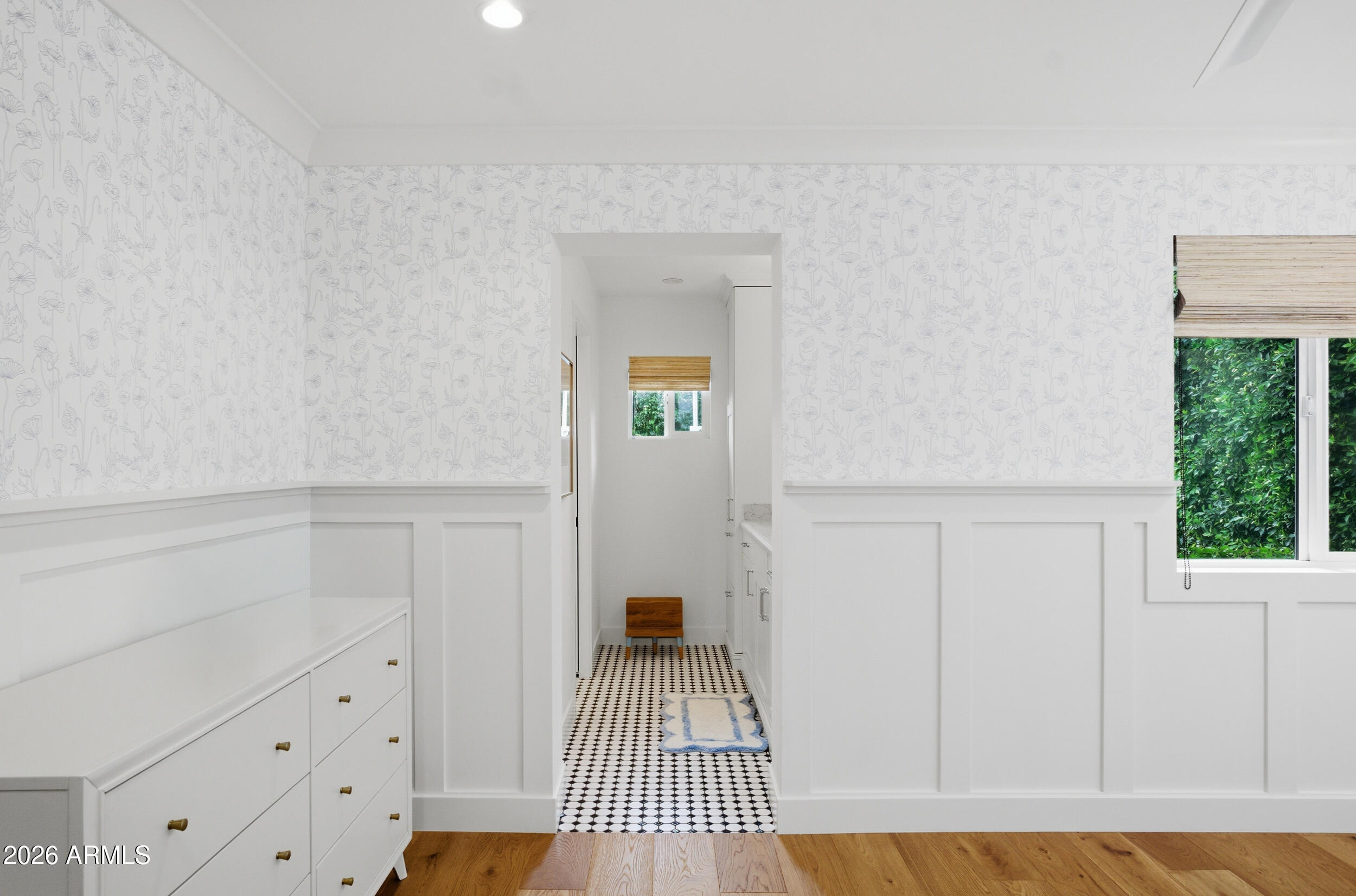 KENWOOD ESTATES - Residential