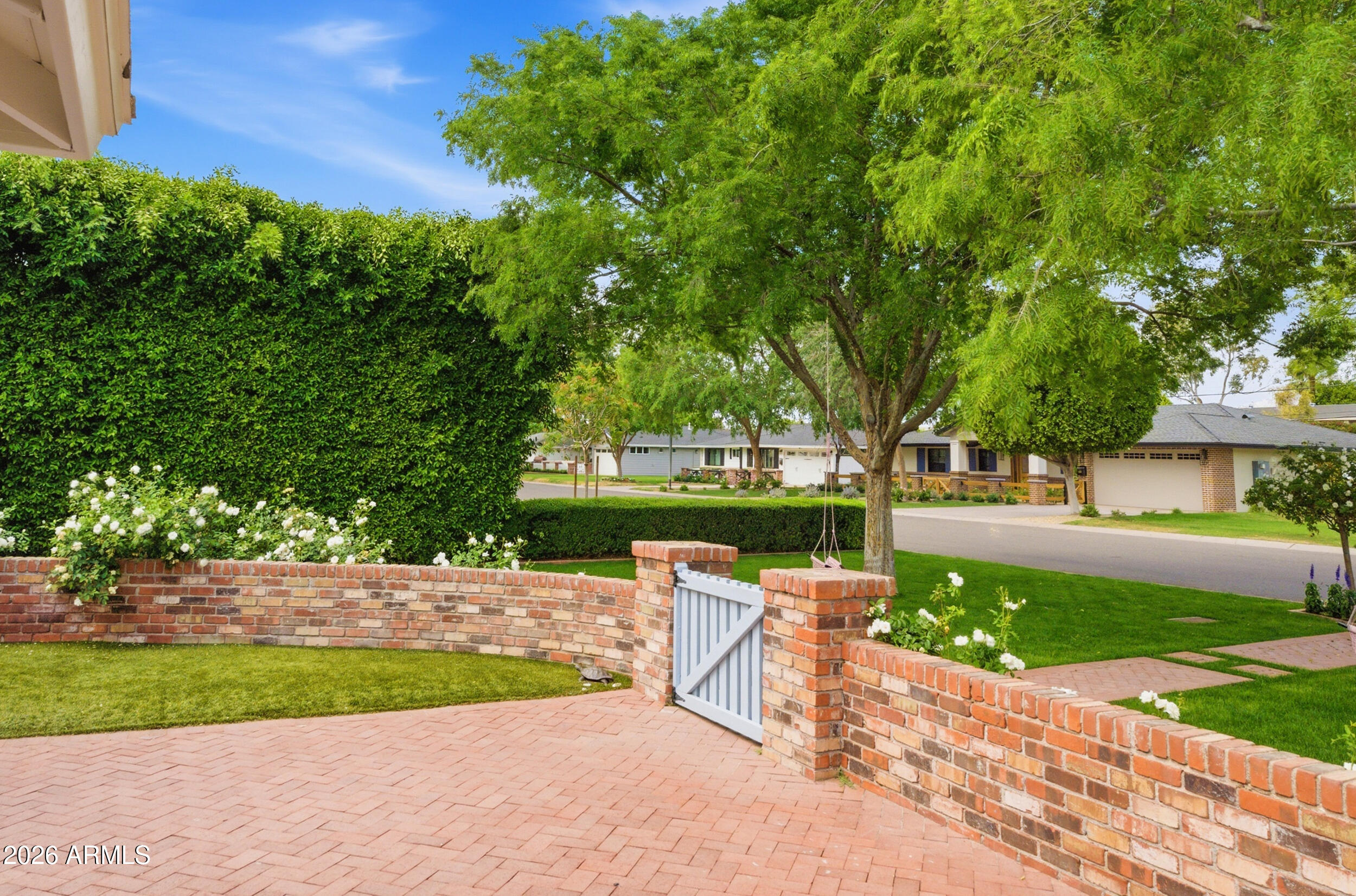 KENWOOD ESTATES - Residential