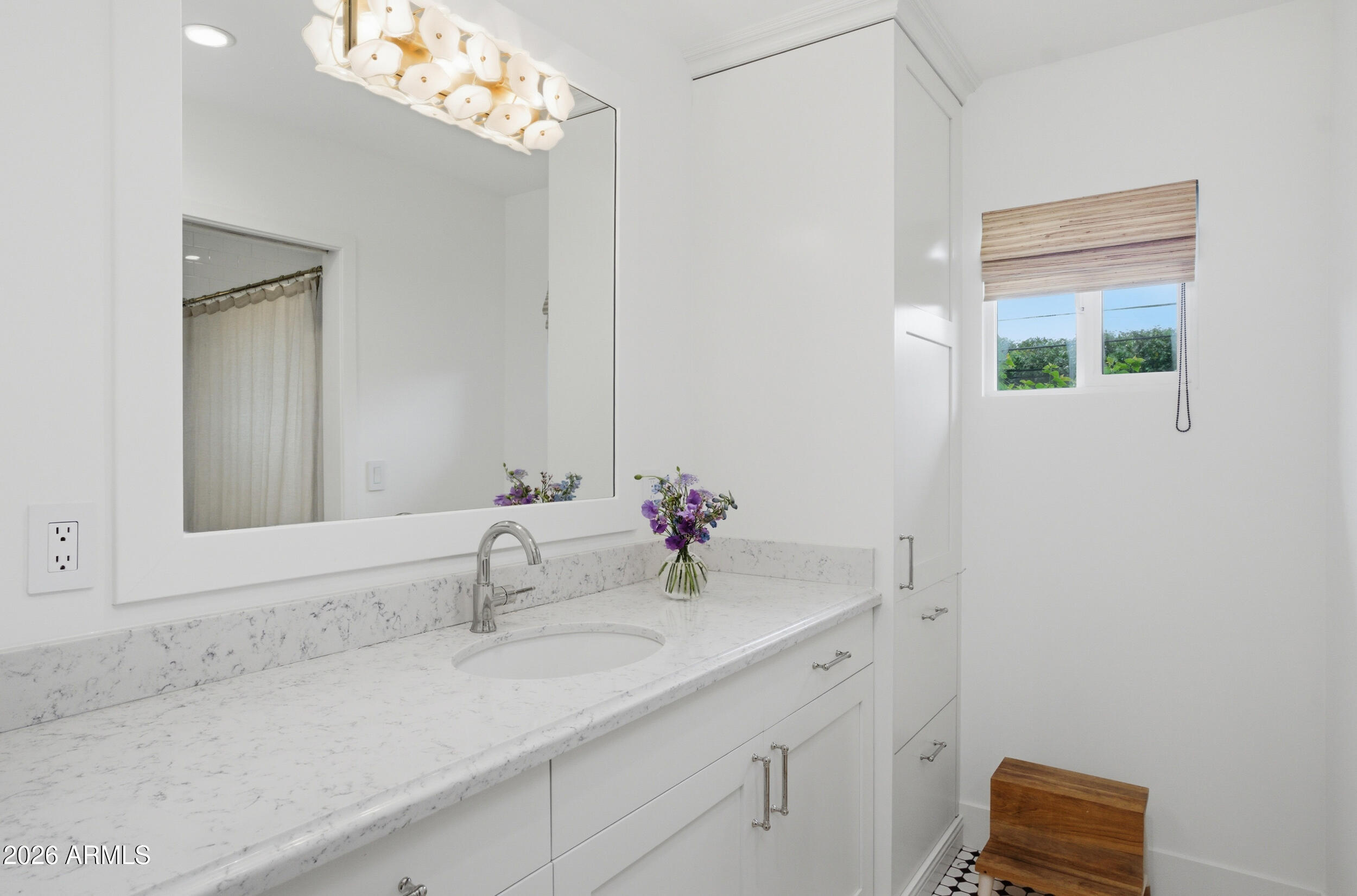 KENWOOD ESTATES - Residential