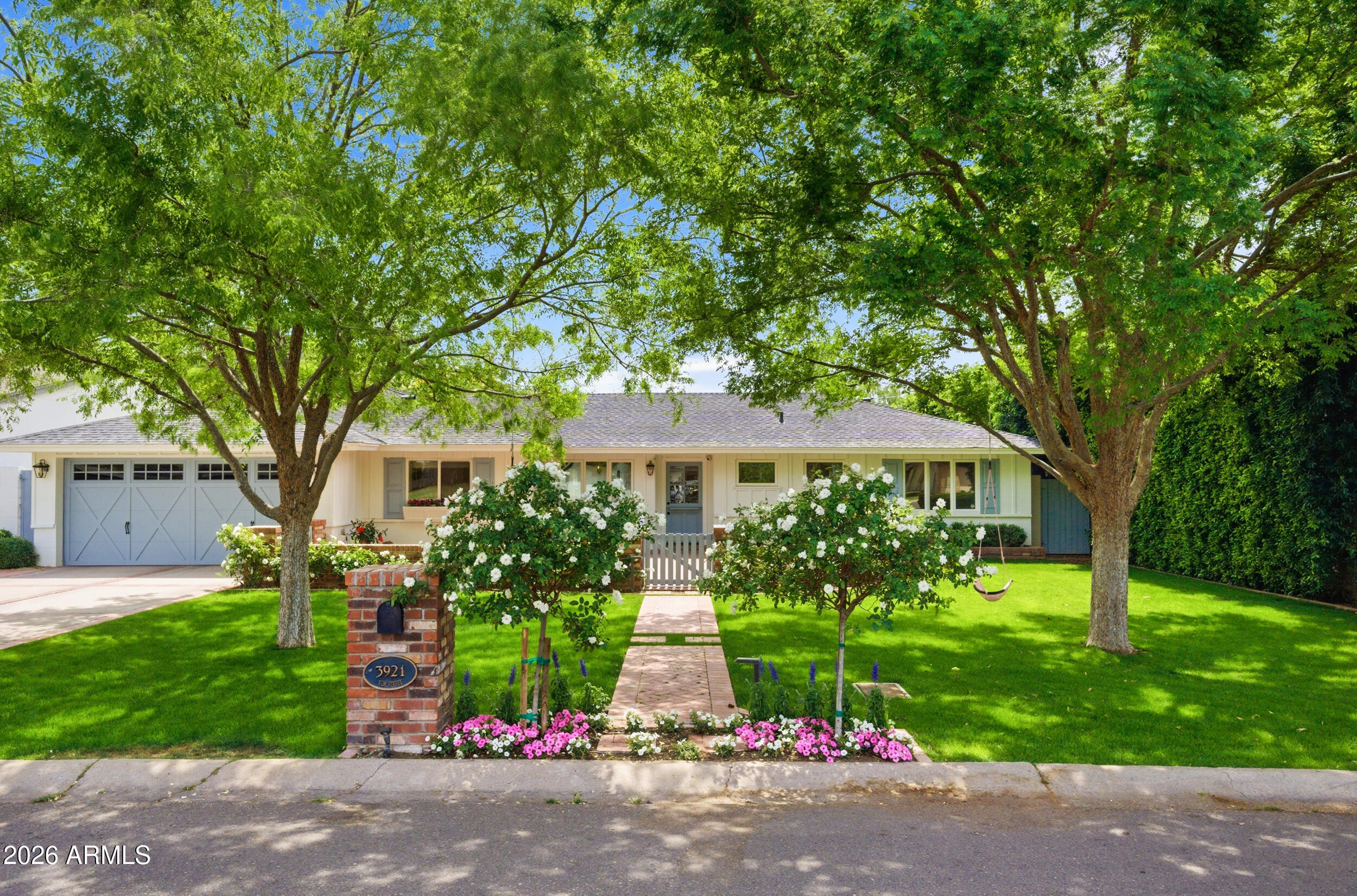 KENWOOD ESTATES - Residential