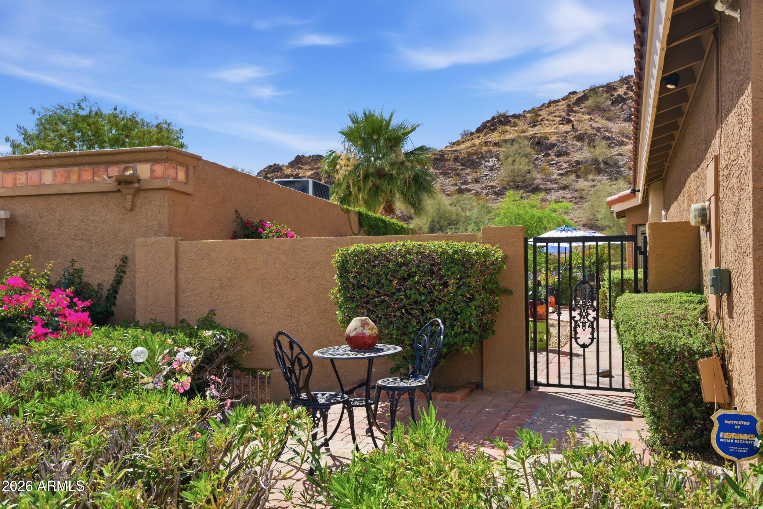 POINTE TAPATIO 9 - Residential