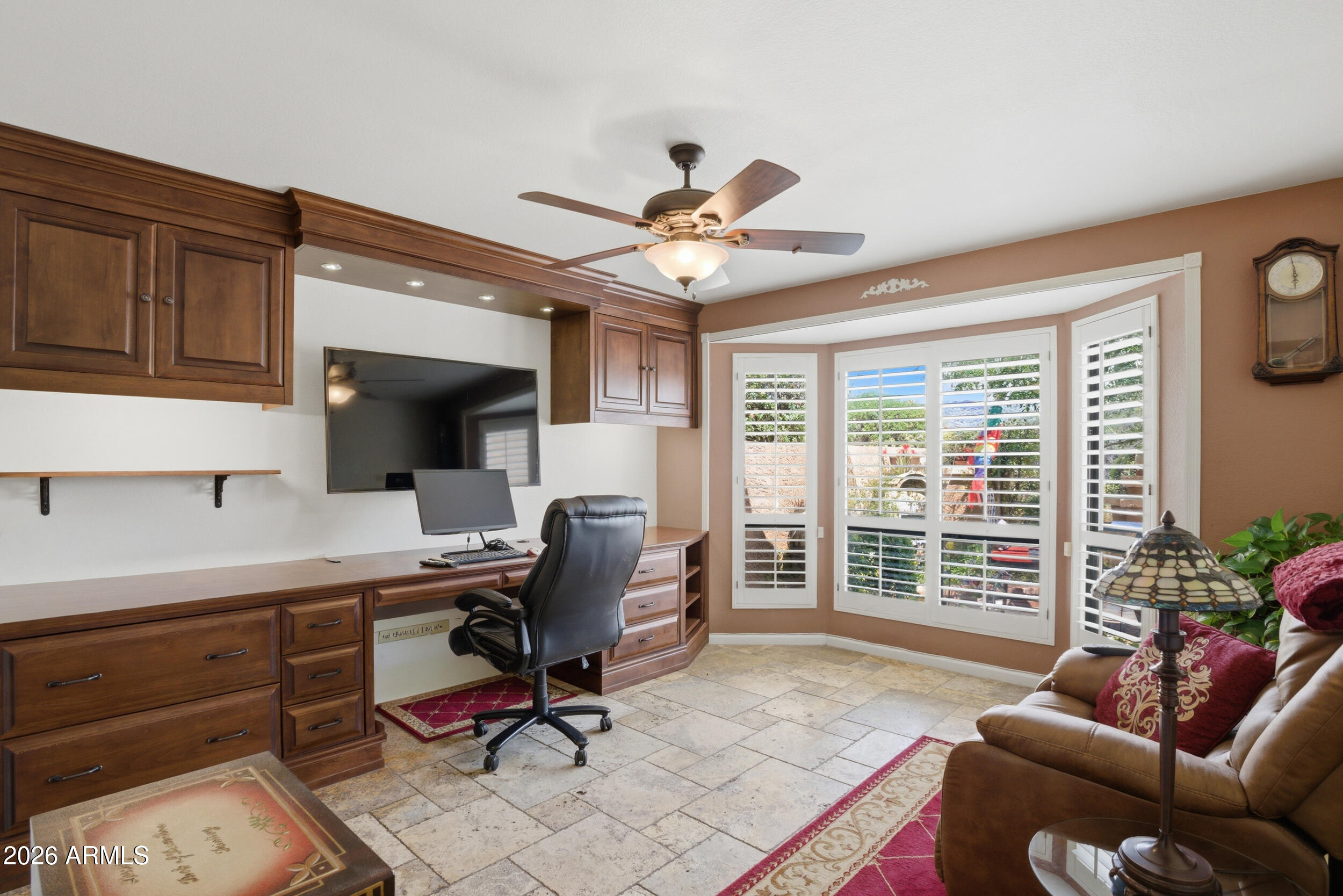 POINTE TAPATIO 9 - Residential
