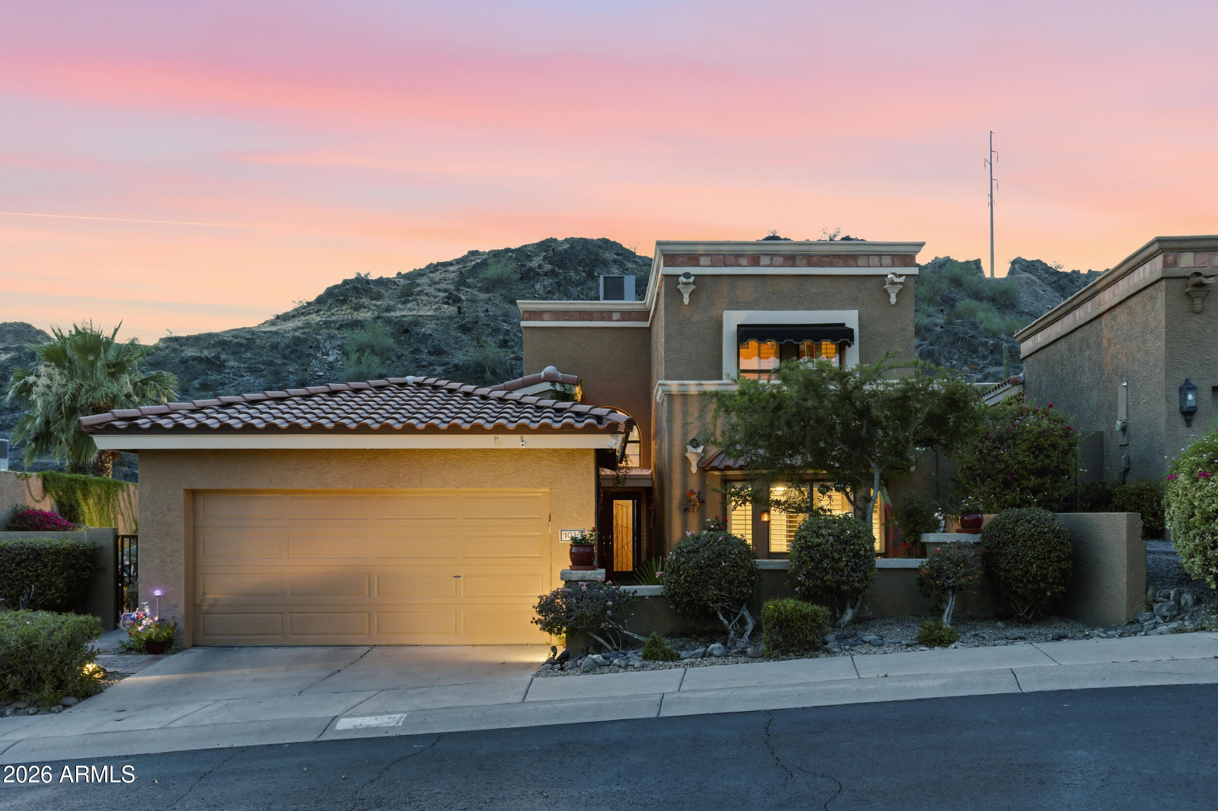 POINTE TAPATIO 9 - Residential