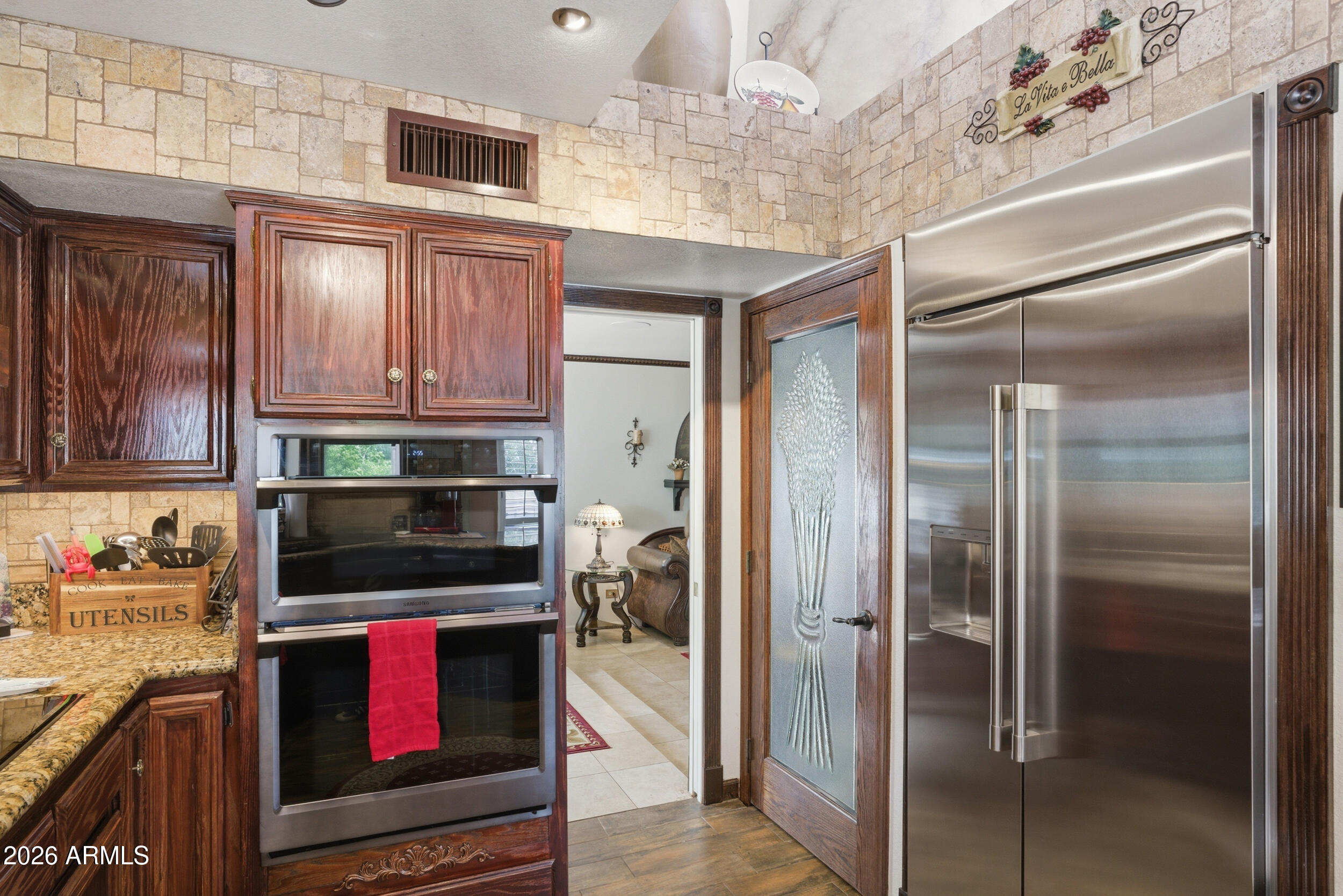 POINTE TAPATIO 9 - Residential