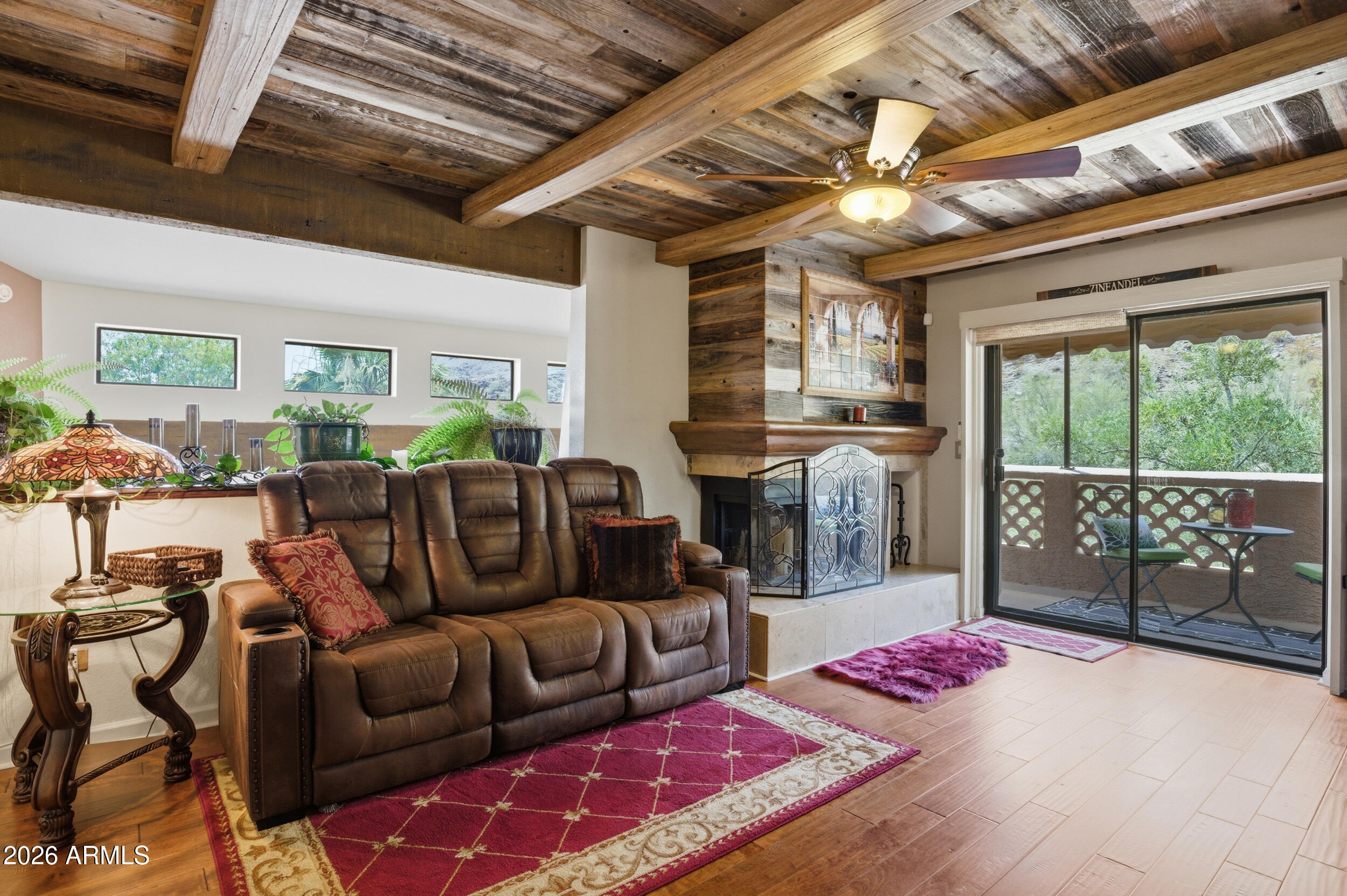 POINTE TAPATIO 9 - Residential