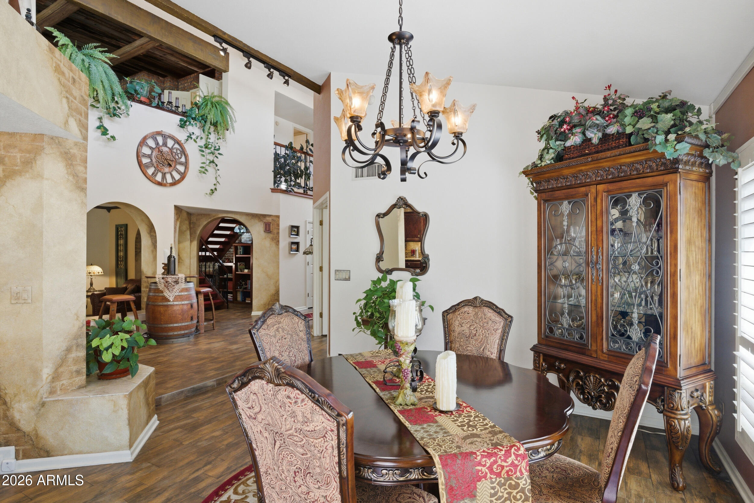 POINTE TAPATIO 9 - Residential