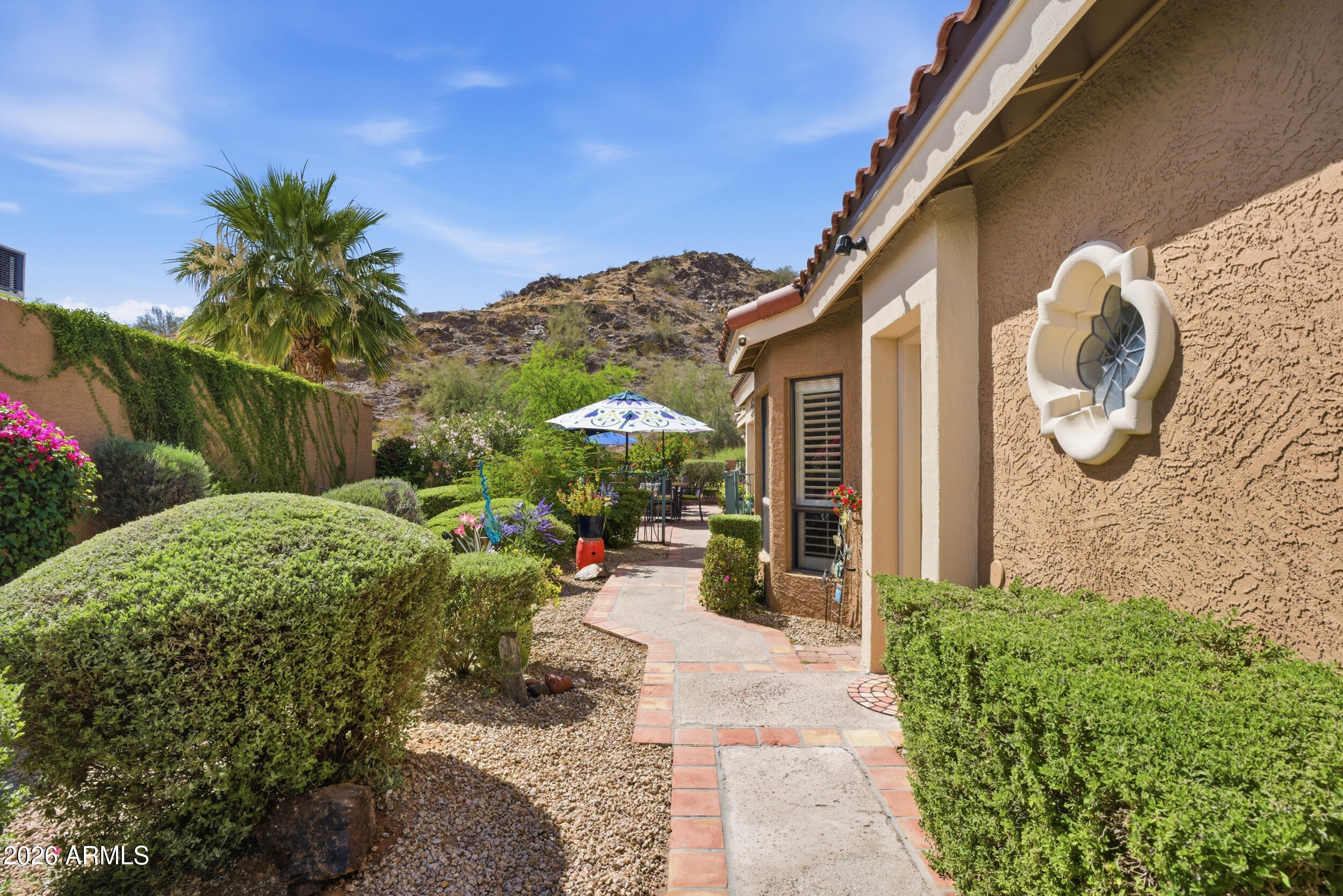 POINTE TAPATIO 9 - Residential