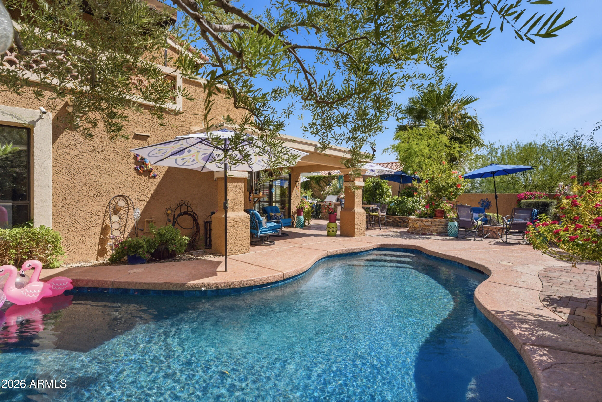 POINTE TAPATIO 9 - Residential