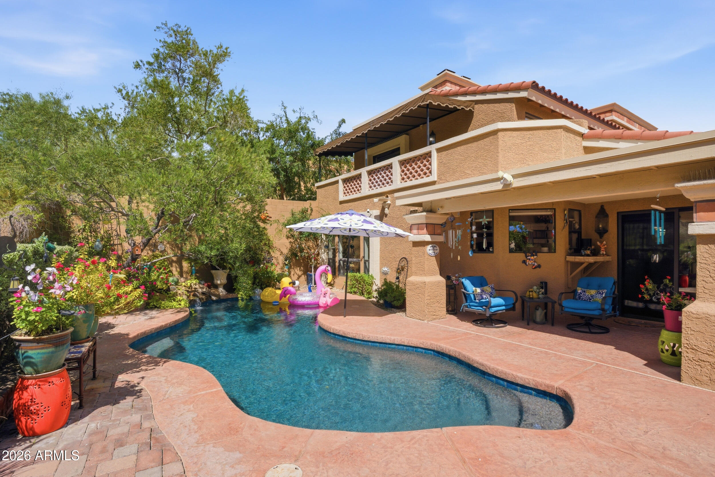 POINTE TAPATIO 9 - Residential