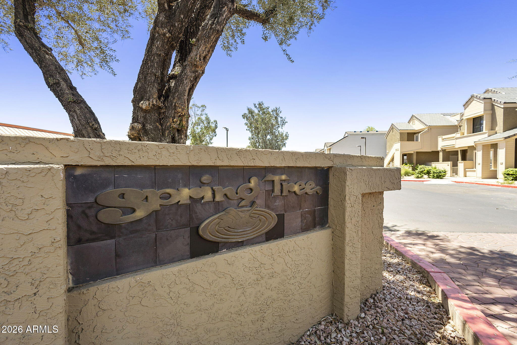 SPRINGTREE - Residential