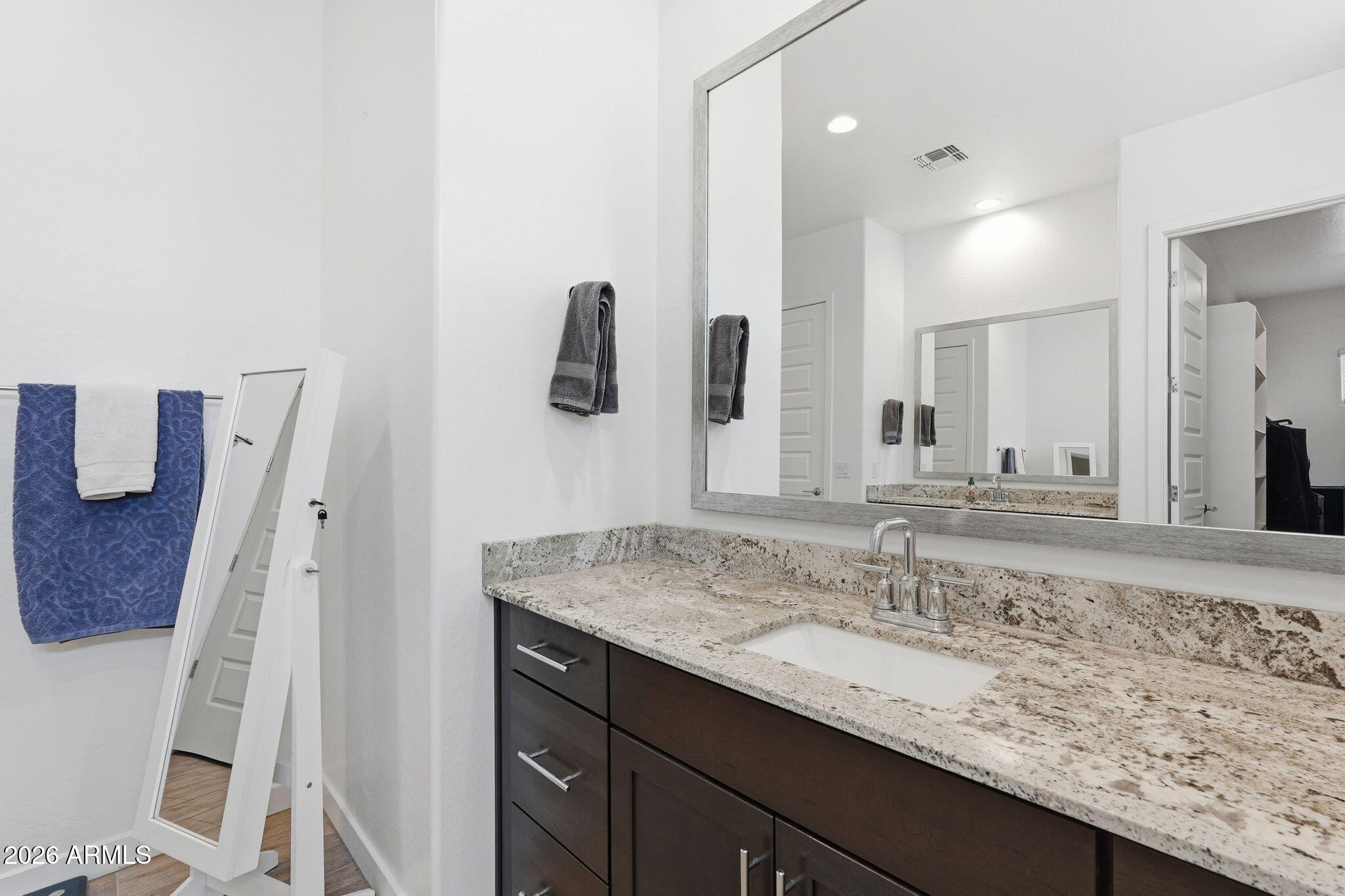 DOBBINS VILLAGE AMD - Residential