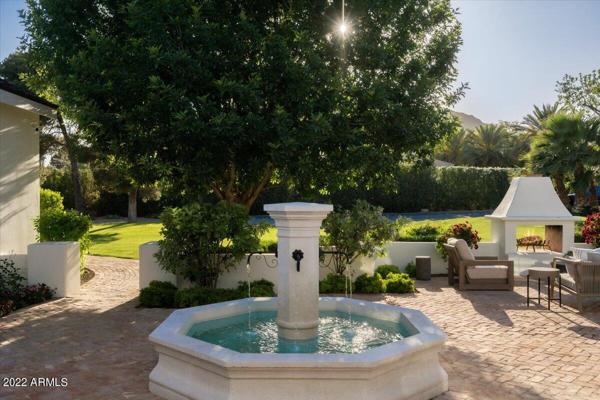 CASA BLANCA ESTATES LOT 20-37 & TR A - Residential