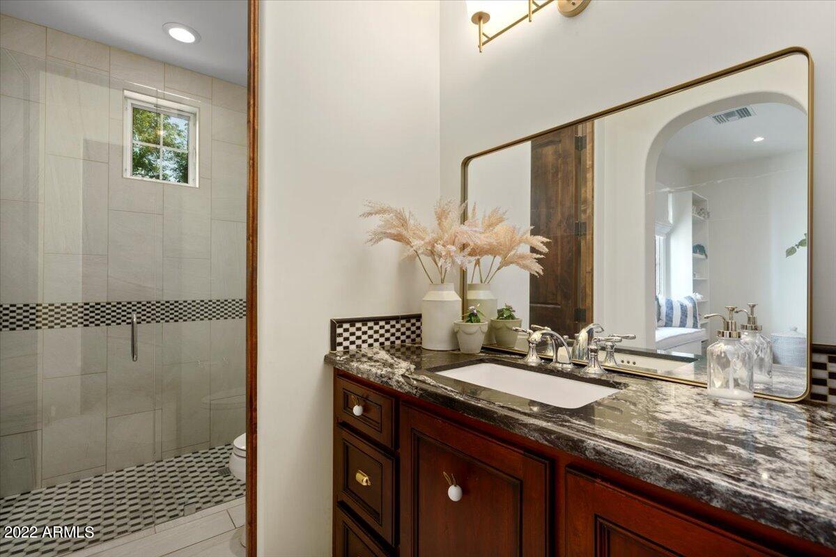 CASA BLANCA ESTATES LOT 20-37 & TR A - Residential
