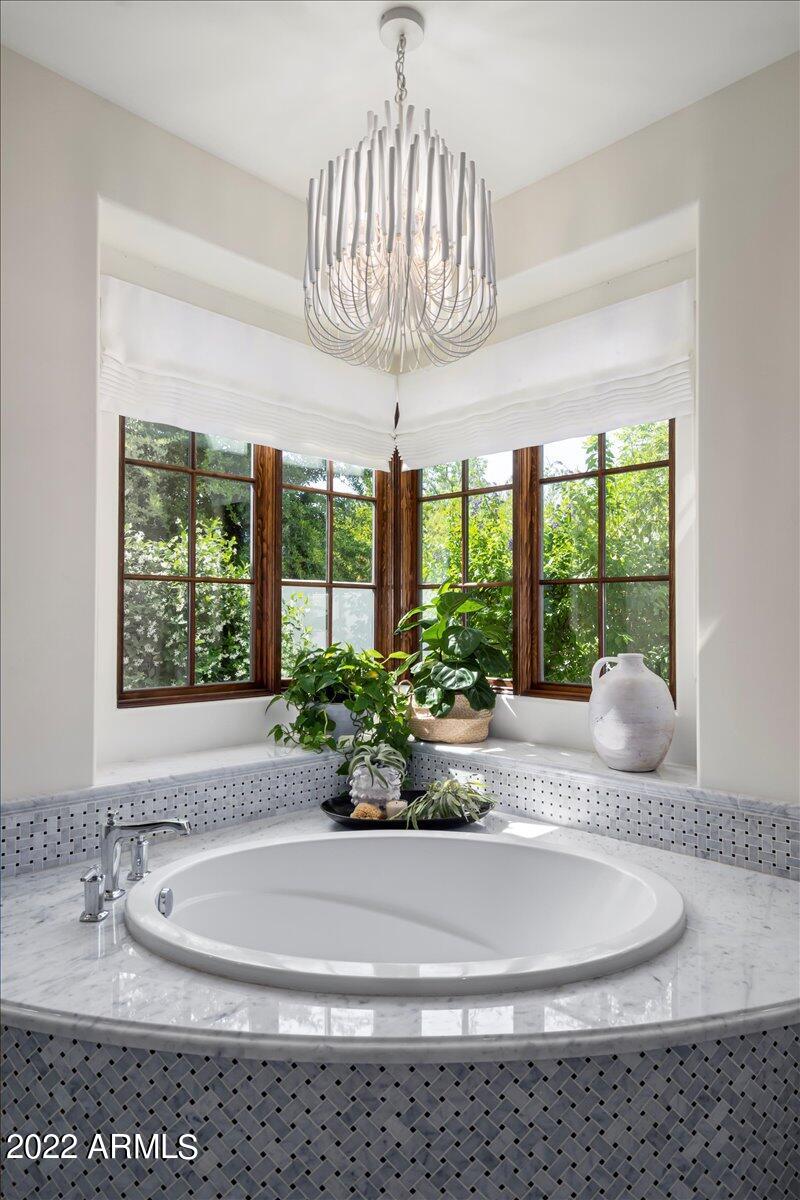 CASA BLANCA ESTATES LOT 20-37 & TR A - Residential