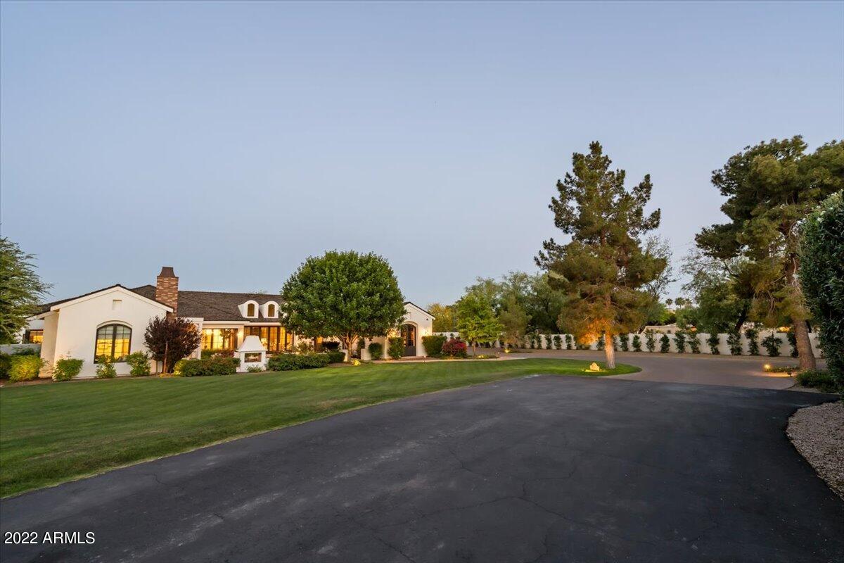 CASA BLANCA ESTATES LOT 20-37 & TR A - Residential