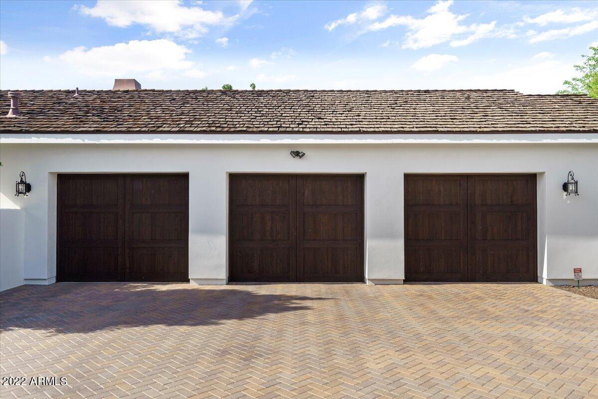 CASA BLANCA ESTATES LOT 20-37 & TR A - Residential