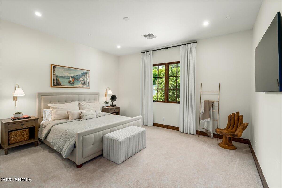 CASA BLANCA ESTATES LOT 20-37 & TR A - Residential