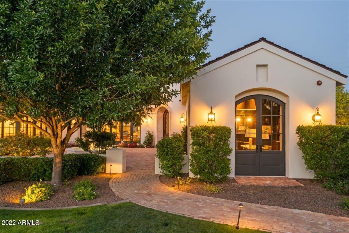 CASA BLANCA ESTATES LOT 20-37 & TR A - Residential