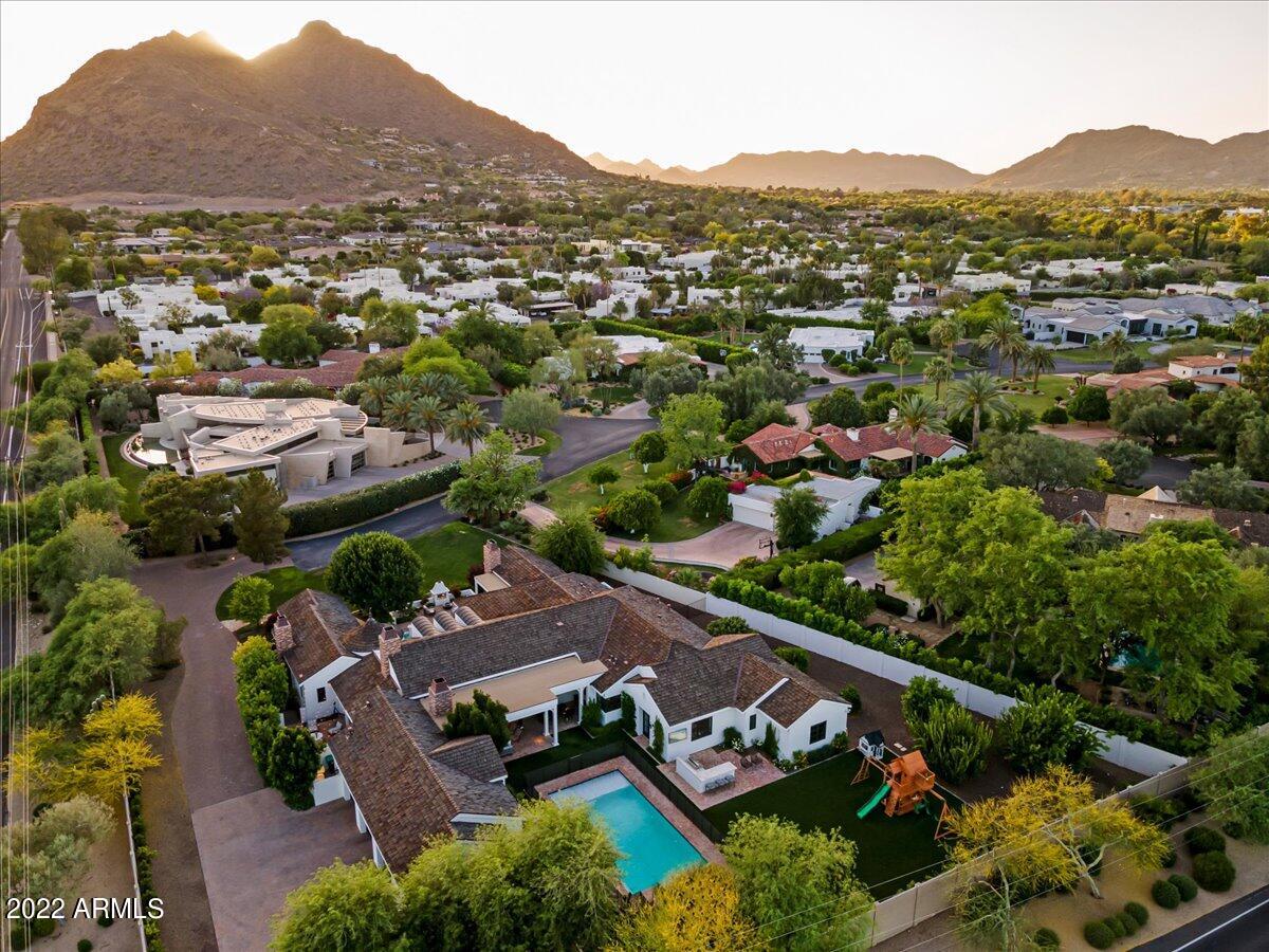 CASA BLANCA ESTATES LOT 20-37 & TR A - Residential