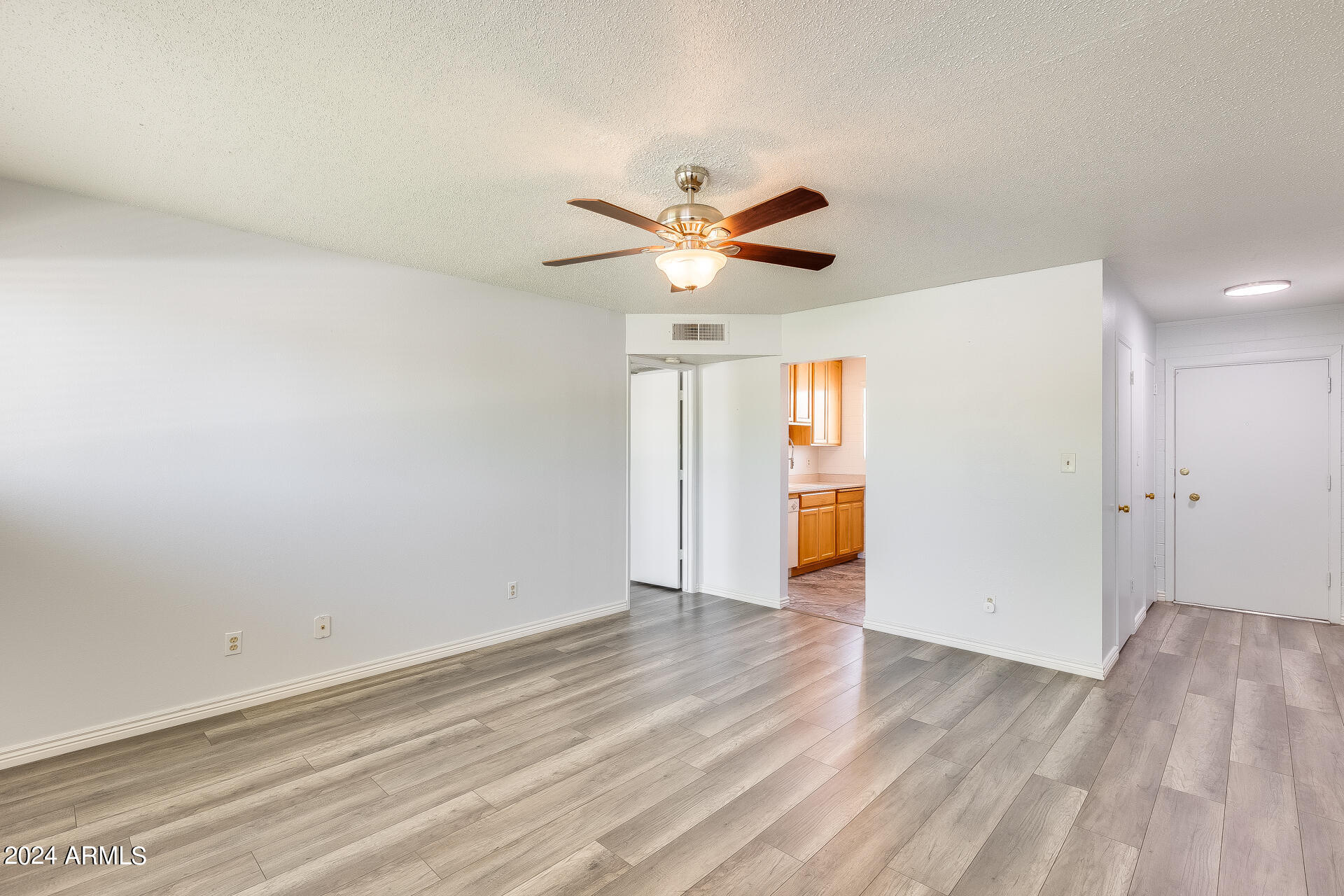 SCOTTSDALE EAST - Residential